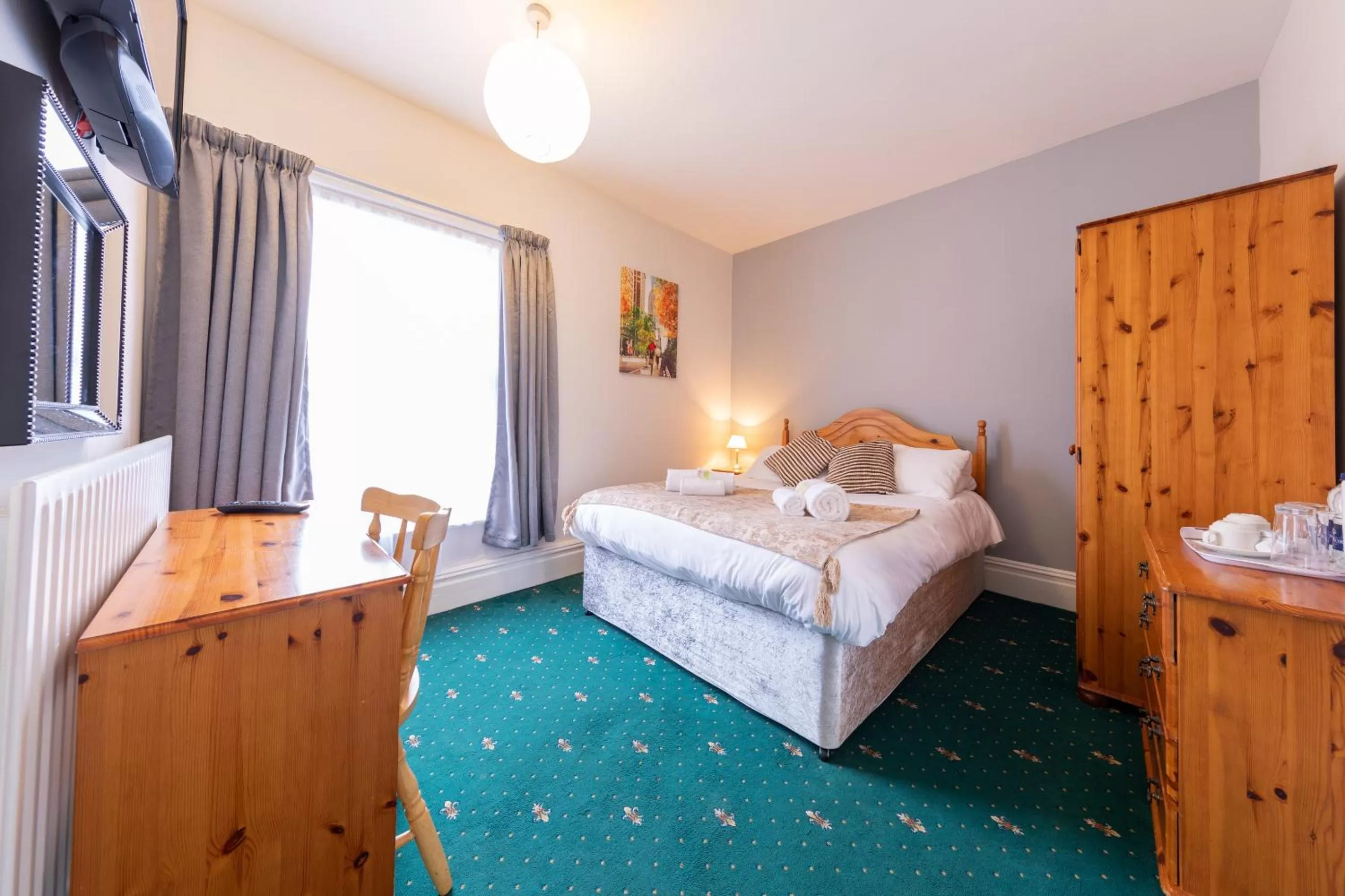 Bed in The Clee Hotel - Cleethorpes, Grimsby, Lincolnshire