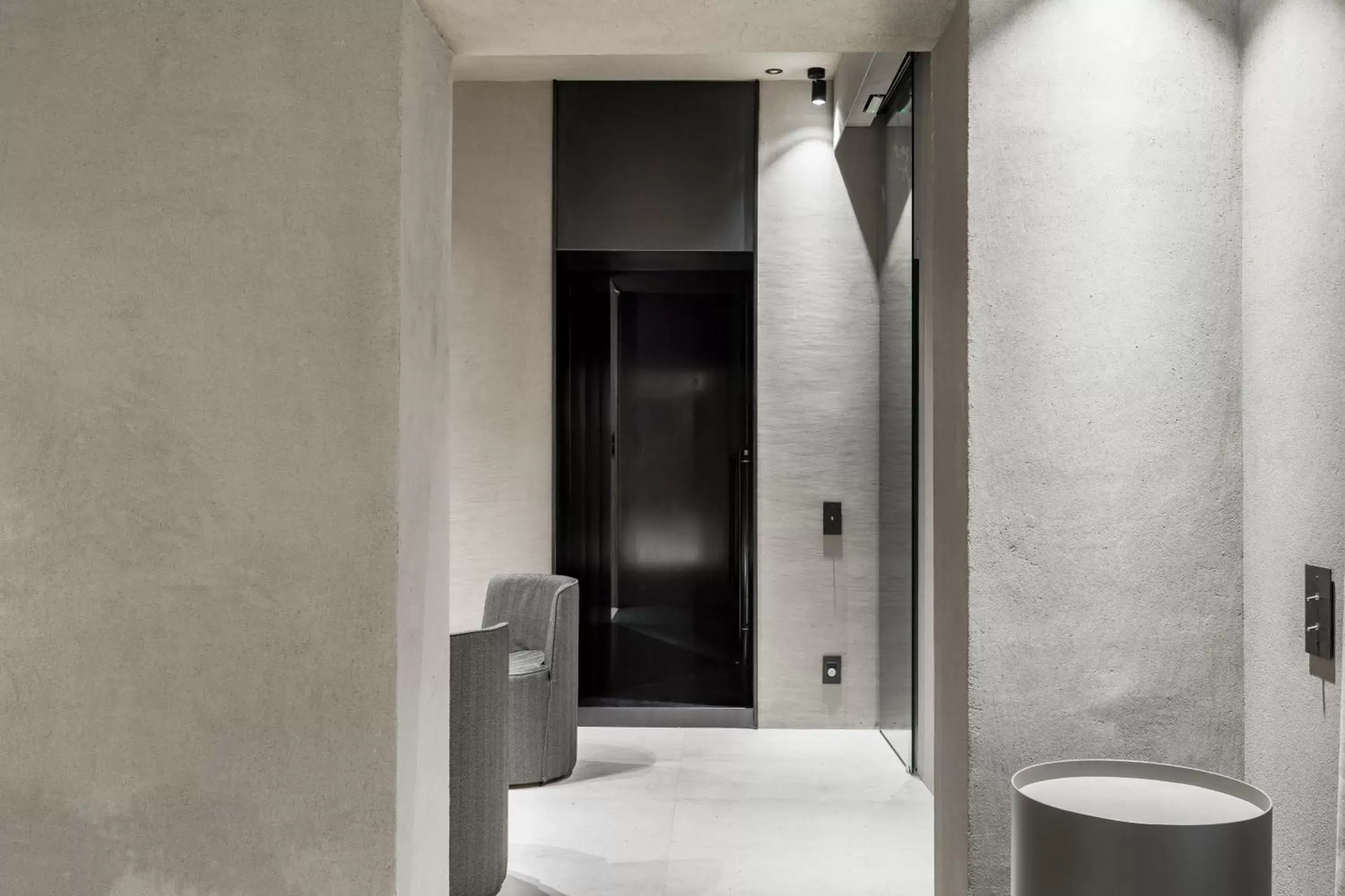 Lobby or reception, Bathroom in Elysium Suites collection