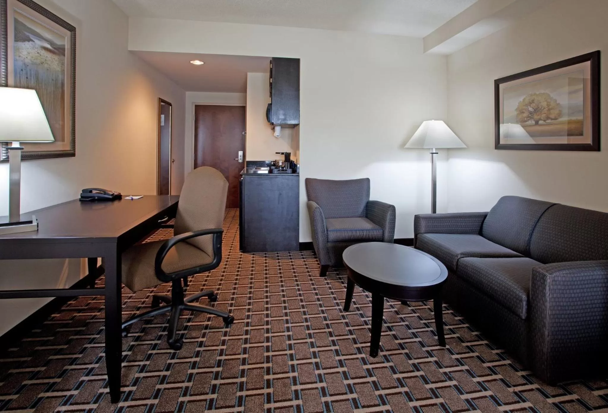 Photo of the whole room in Holiday Inn Express Hotel & Suites Hope Mills-Fayetteville Airport by IHG
