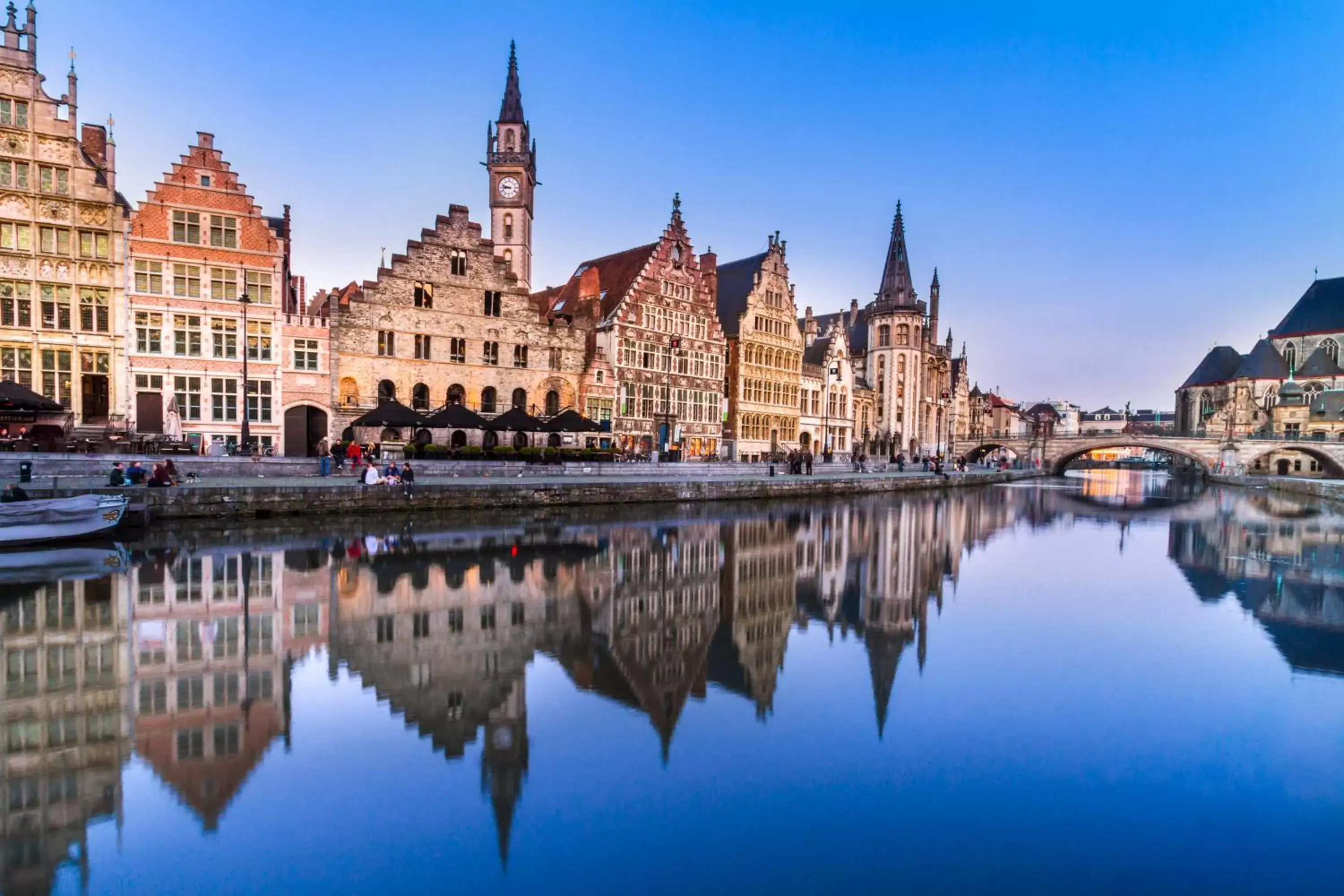 Nearby landmark, Neighborhood in Holiday Inn Gent Expo, an IHG Hotel