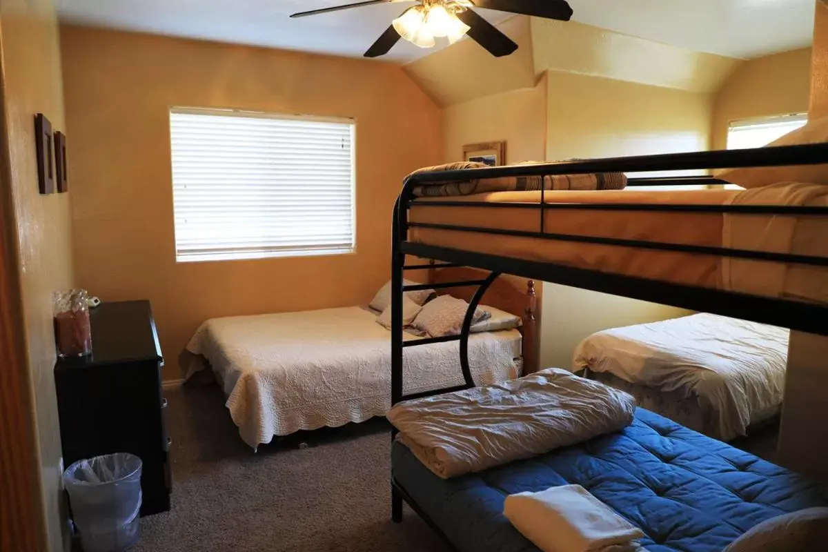 Bunk Bed in Zion Ponderosa Ranch Resort