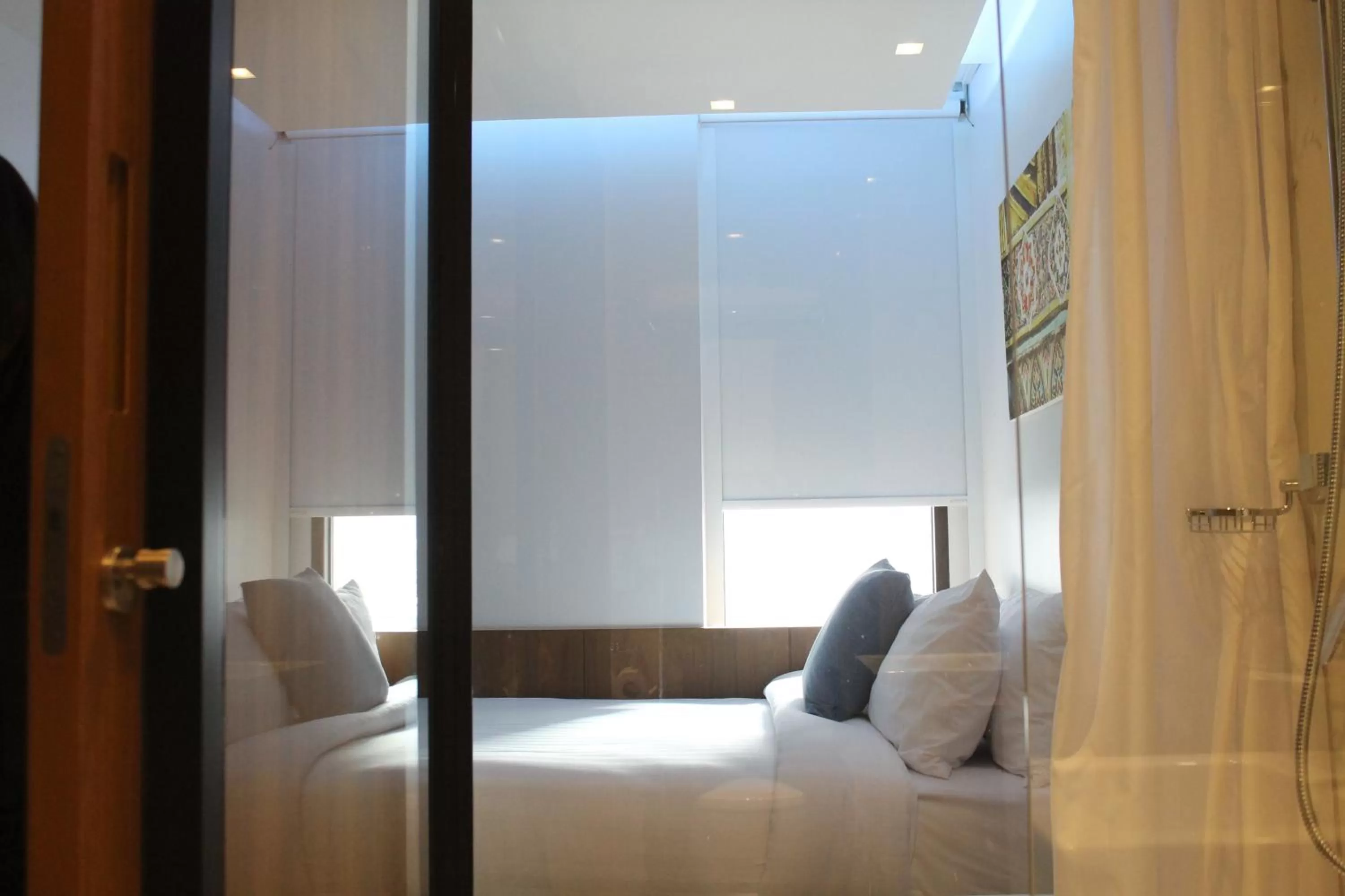 Bedroom, Bed in S Box Sukhumvit Hotel