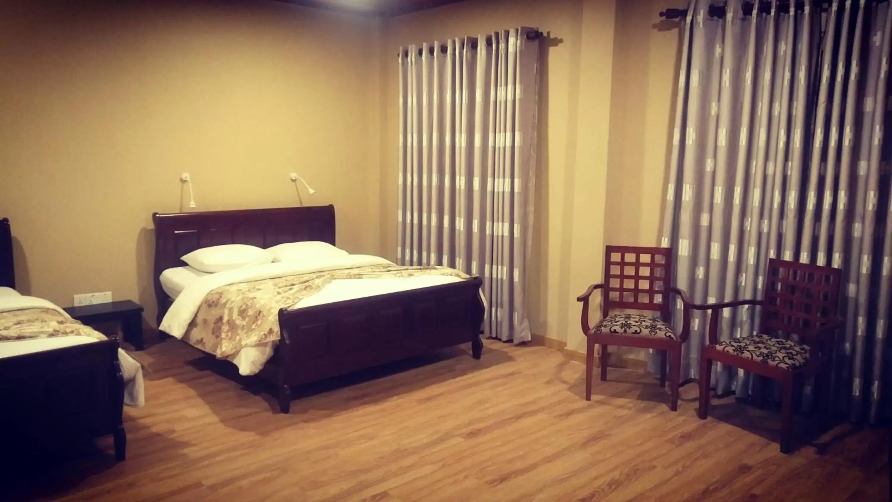 Photo of the whole room, Bed in Panorama Green View Hotel Nuwara Eliya