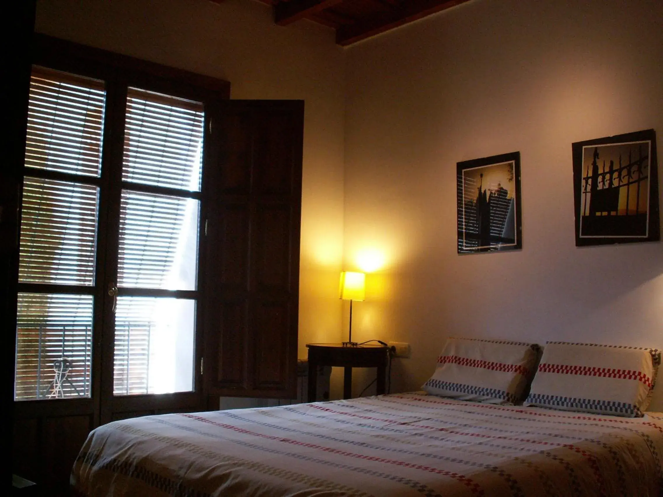 Bed in Oasis Backpackers' Hostel Granada