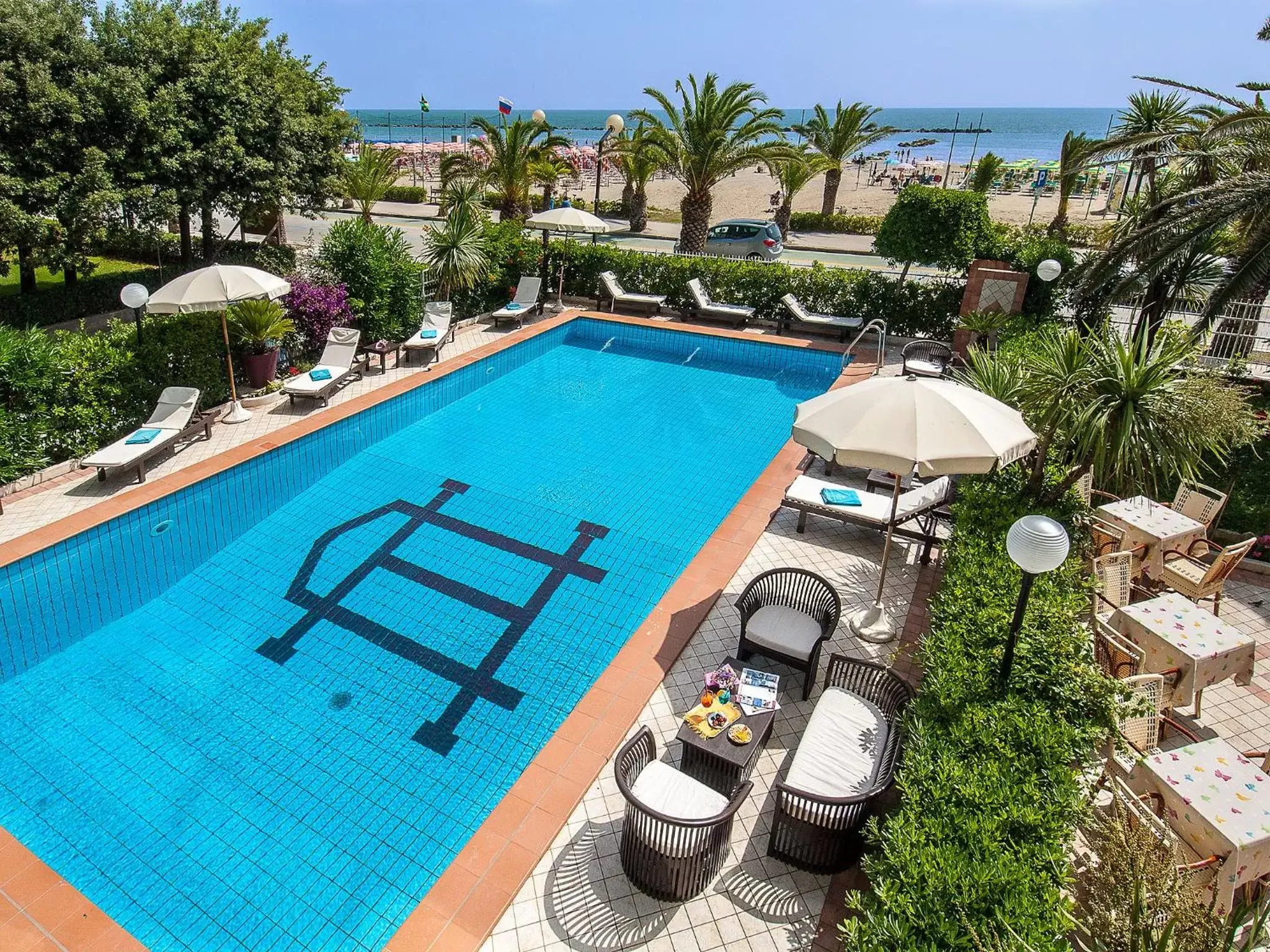 Swimming pool, Pool View in Hotel Corallo