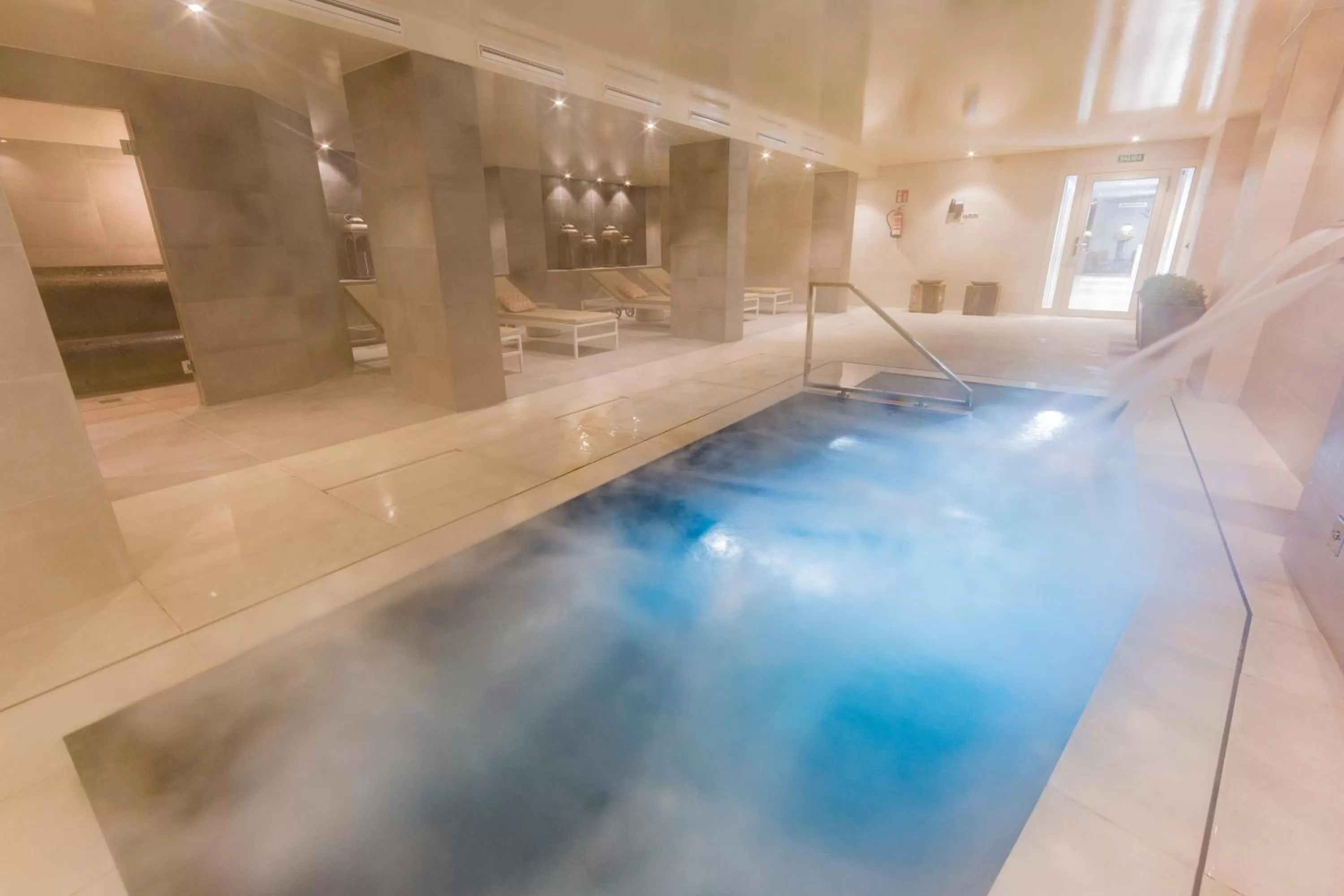 Hot Spring Bath in Catalonia Granada