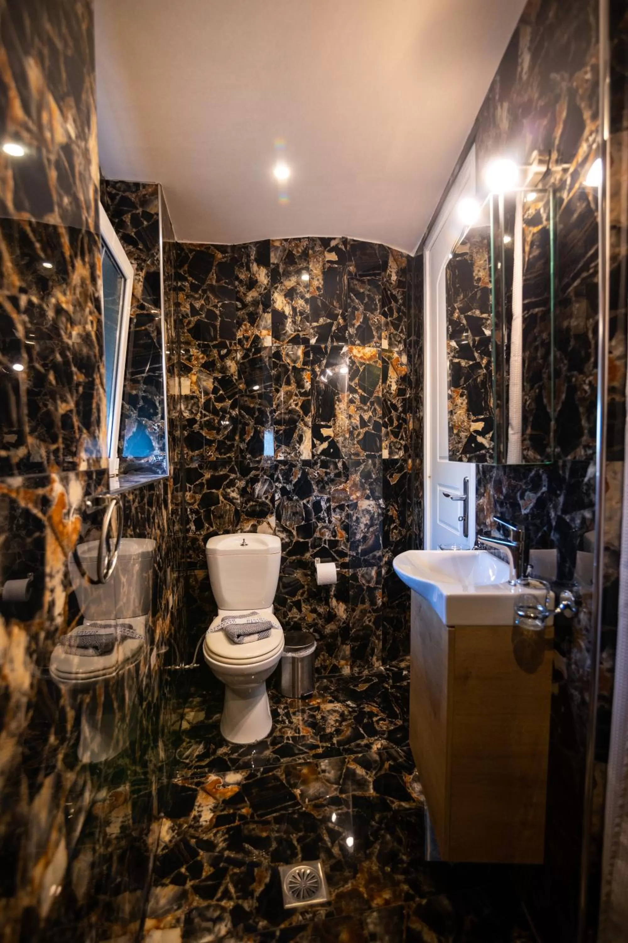 Votsalakia Hotel & Luxury Apartments