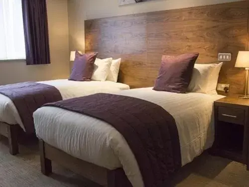 Twin Room with Private Bathroom in The White Hart