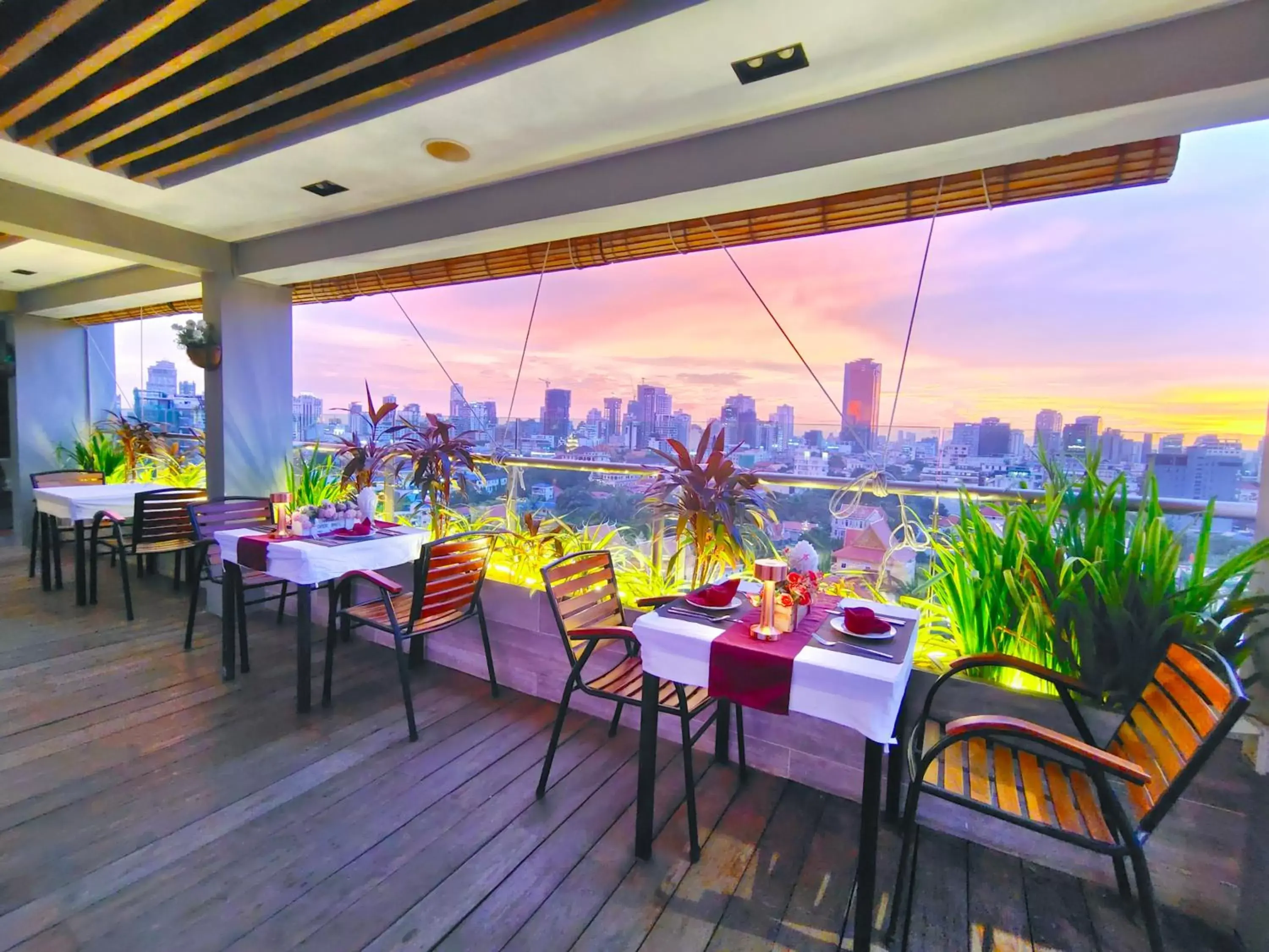 Dining area, Restaurant/Places to Eat in Le Botum Hotel