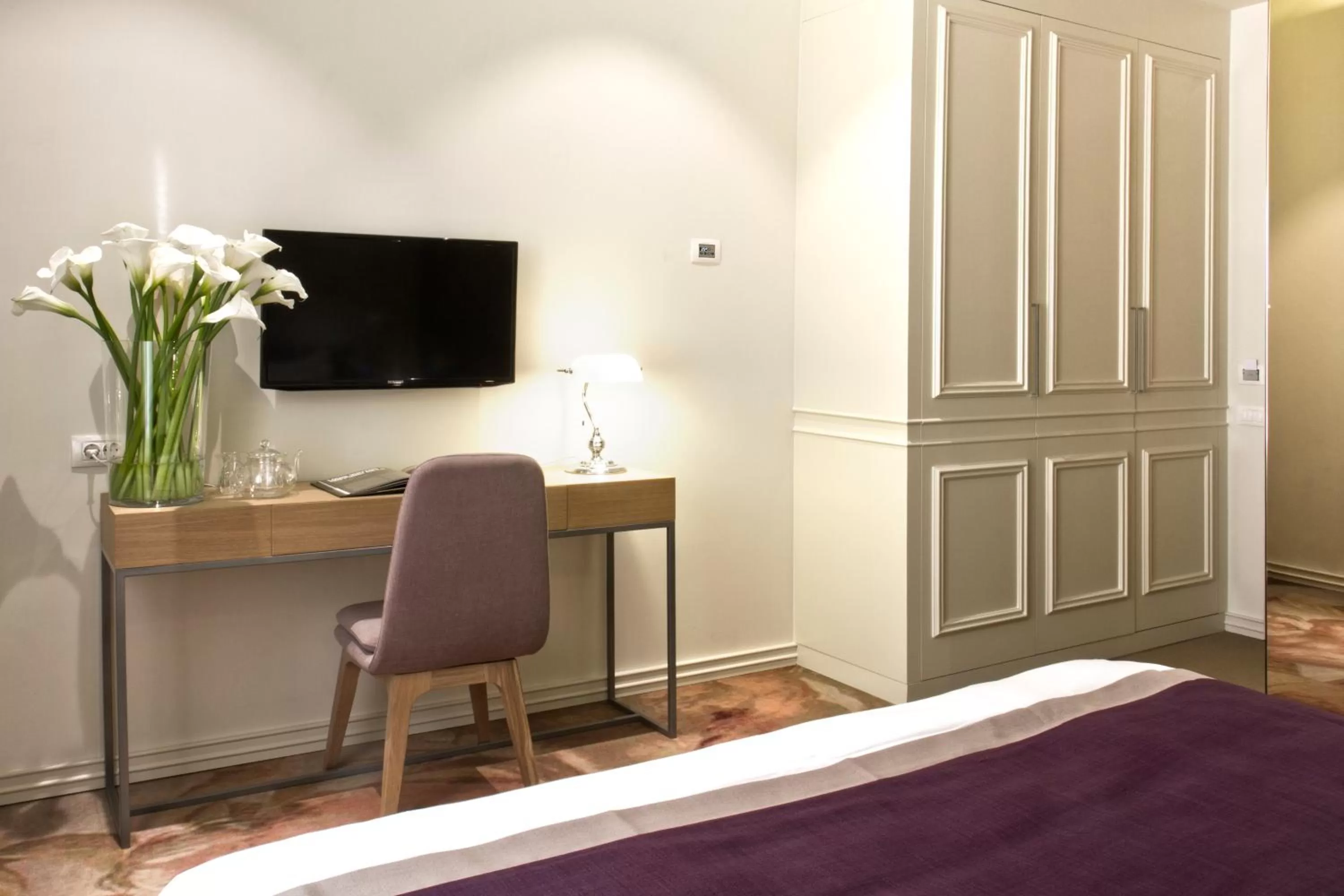 Photo of the whole room, Bed in Jump INN Hotel Belgrade