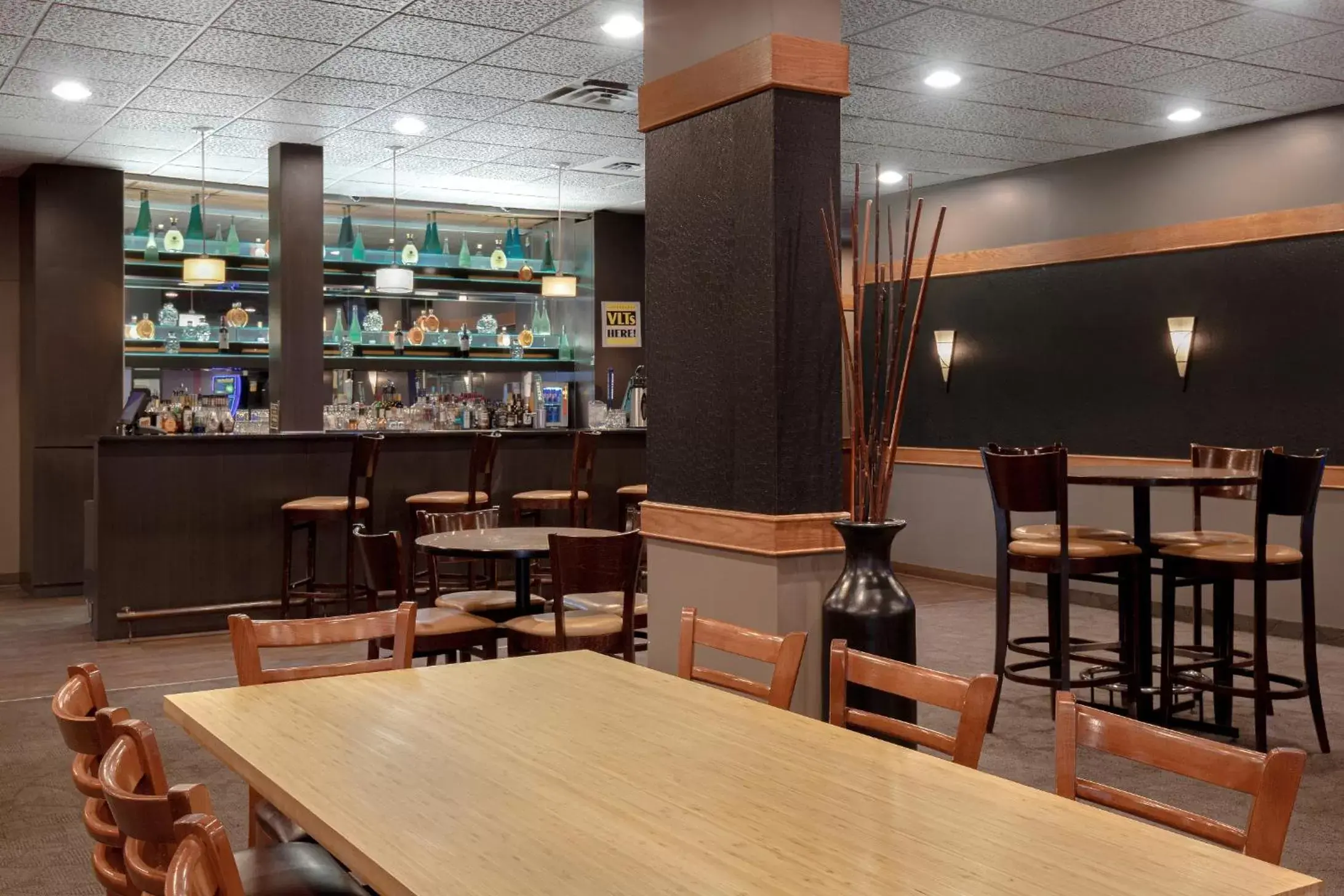 Lounge or bar, Restaurant/Places to Eat in Days Inn & Conference Centre Prince Albert