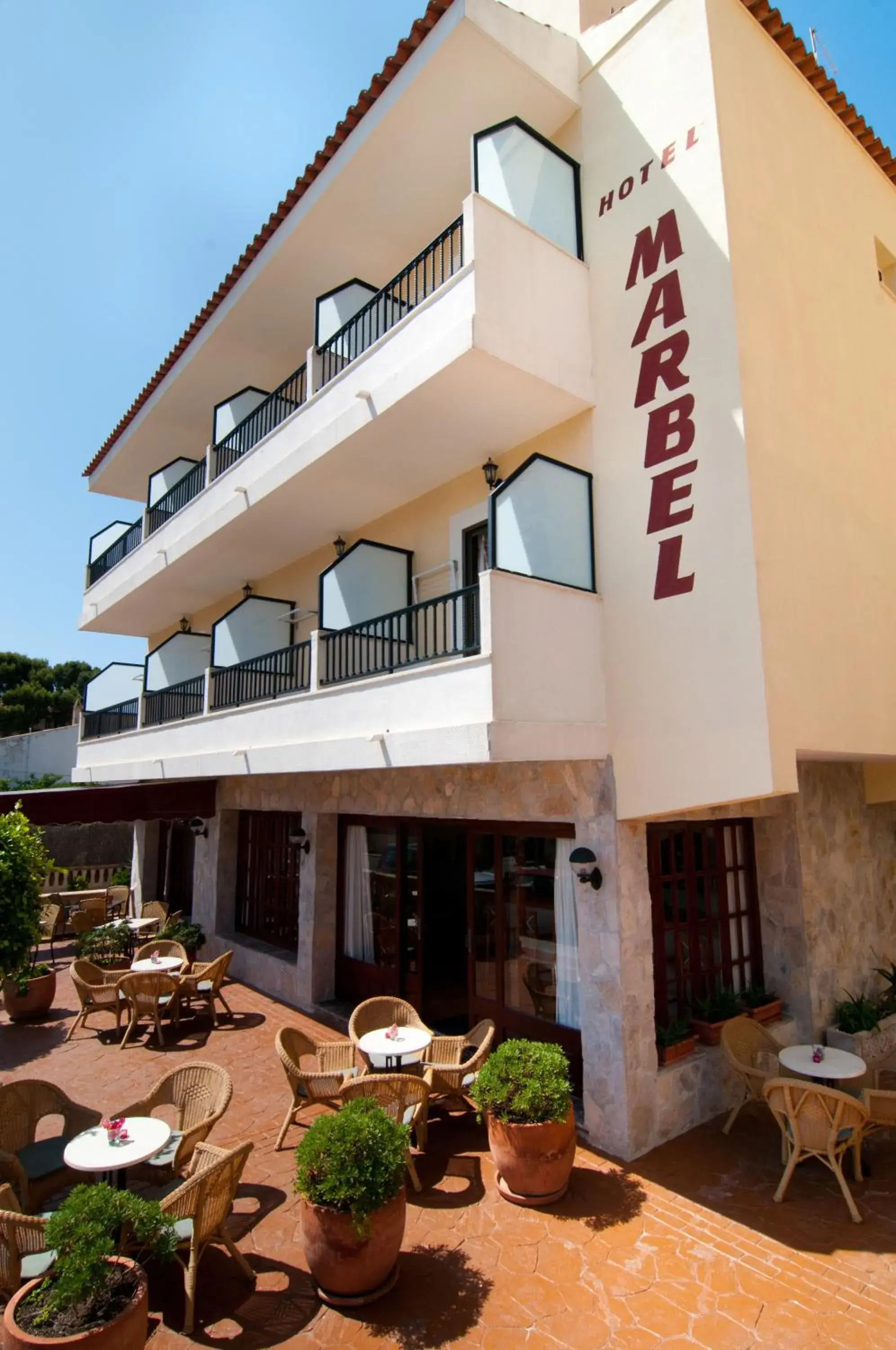 Property Building in Hotel Marbel