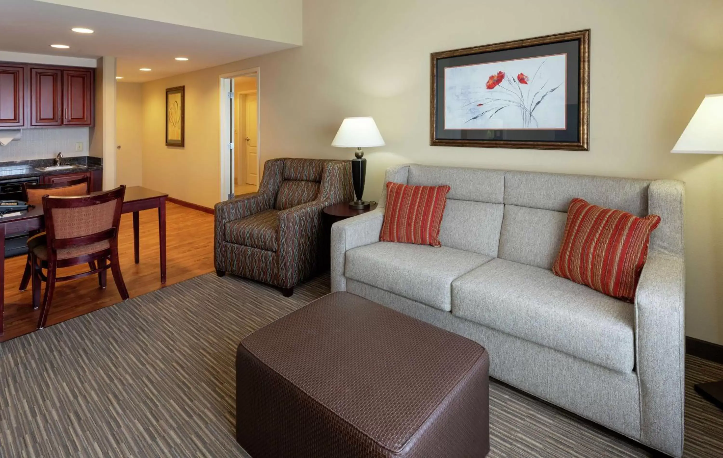 Living room, Seating Area in Homewood Suites by Hilton Minneapolis - Saint Louis Park at West End