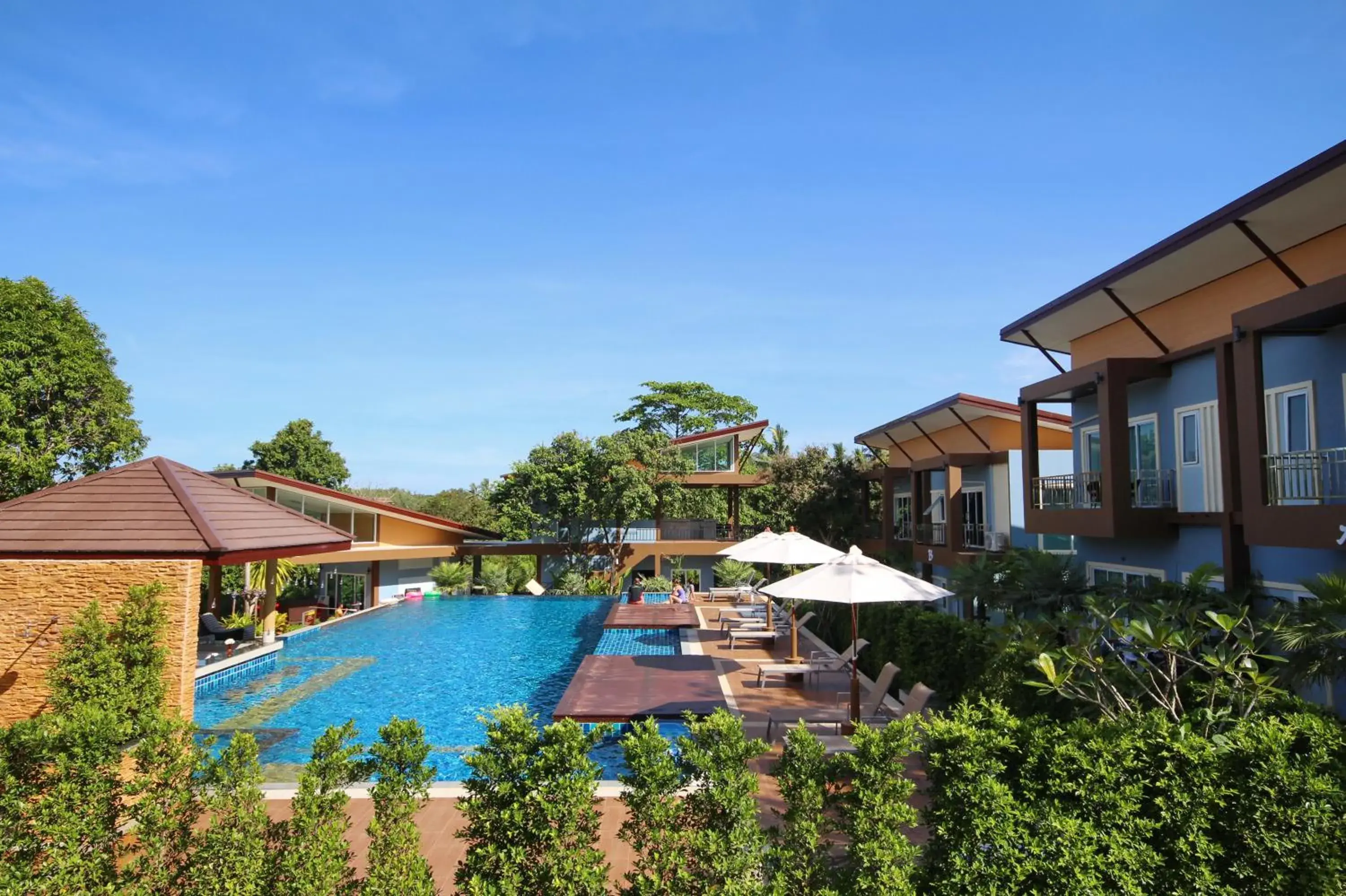Lounge or bar, Swimming Pool in Phutara Lanta Resort (SHA Plus)