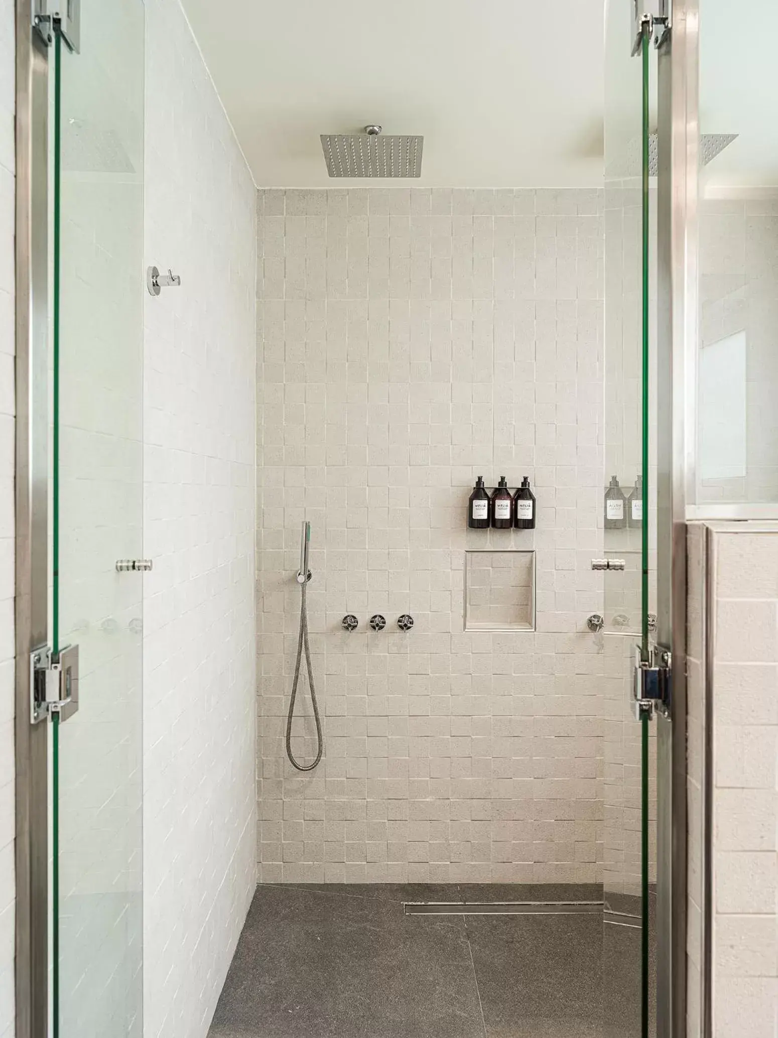 Shower, Bathroom in Melia Recoleta Plaza Hotel