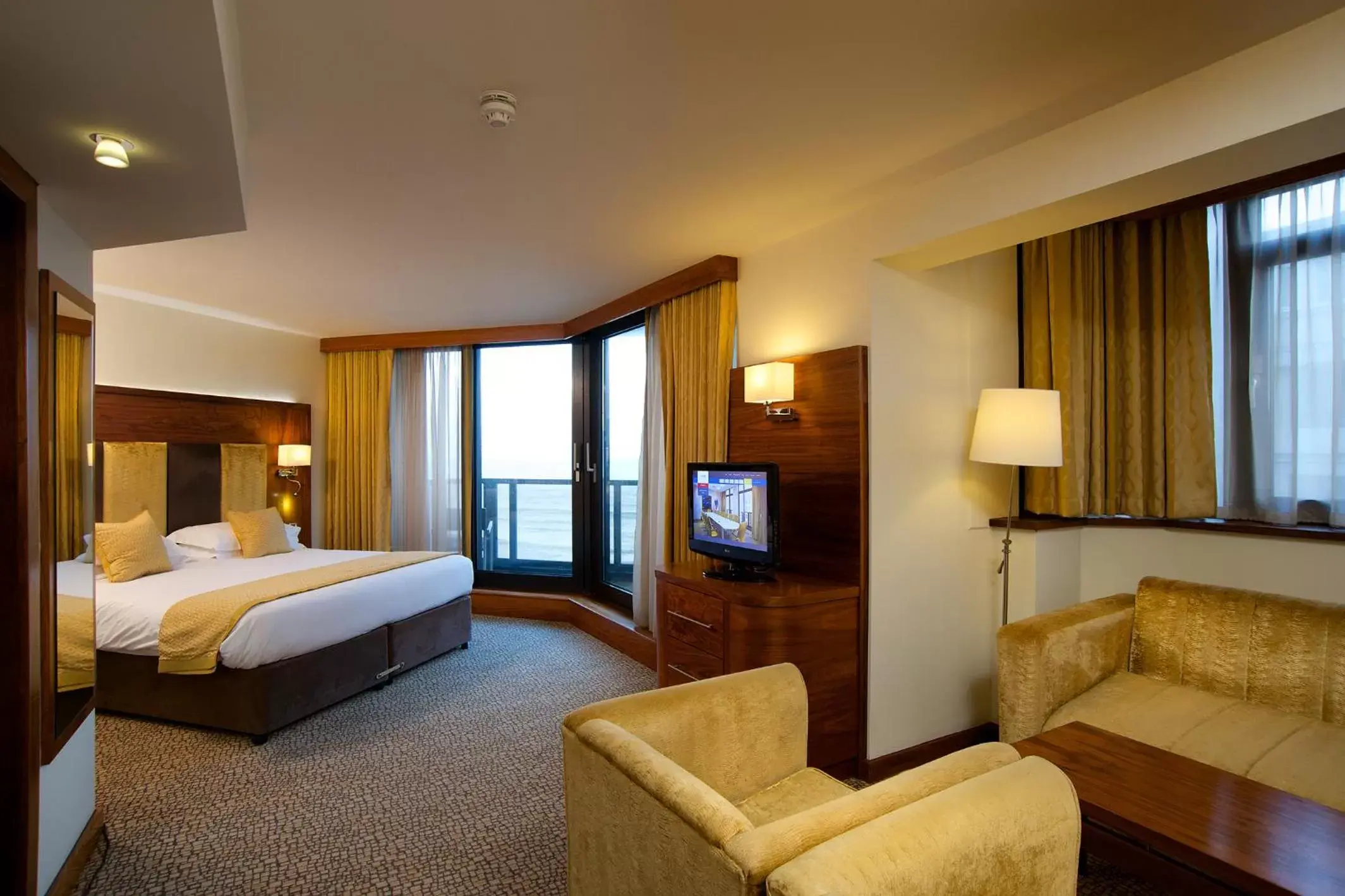 Family Room with Side Sea View in The View Hotel Family Room with Side Sea View in The View Hotel