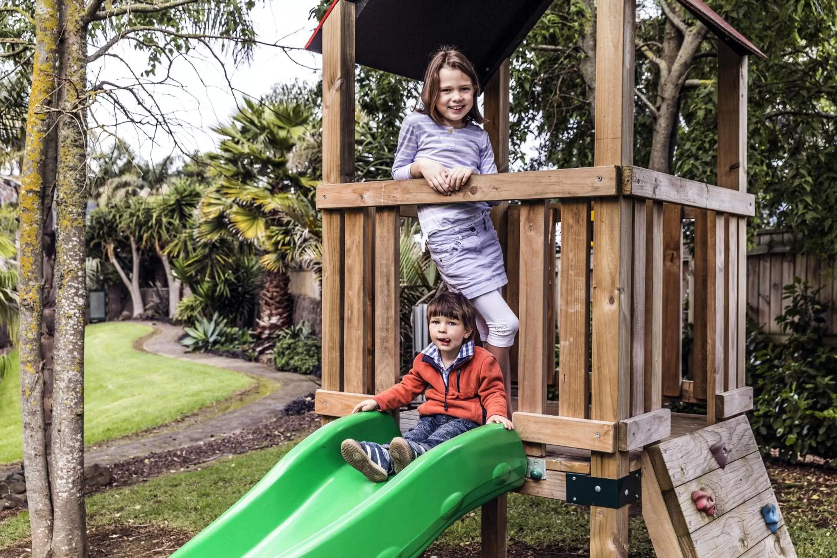 Natural landscape, Children in JetPark Auckland Airport Hotel