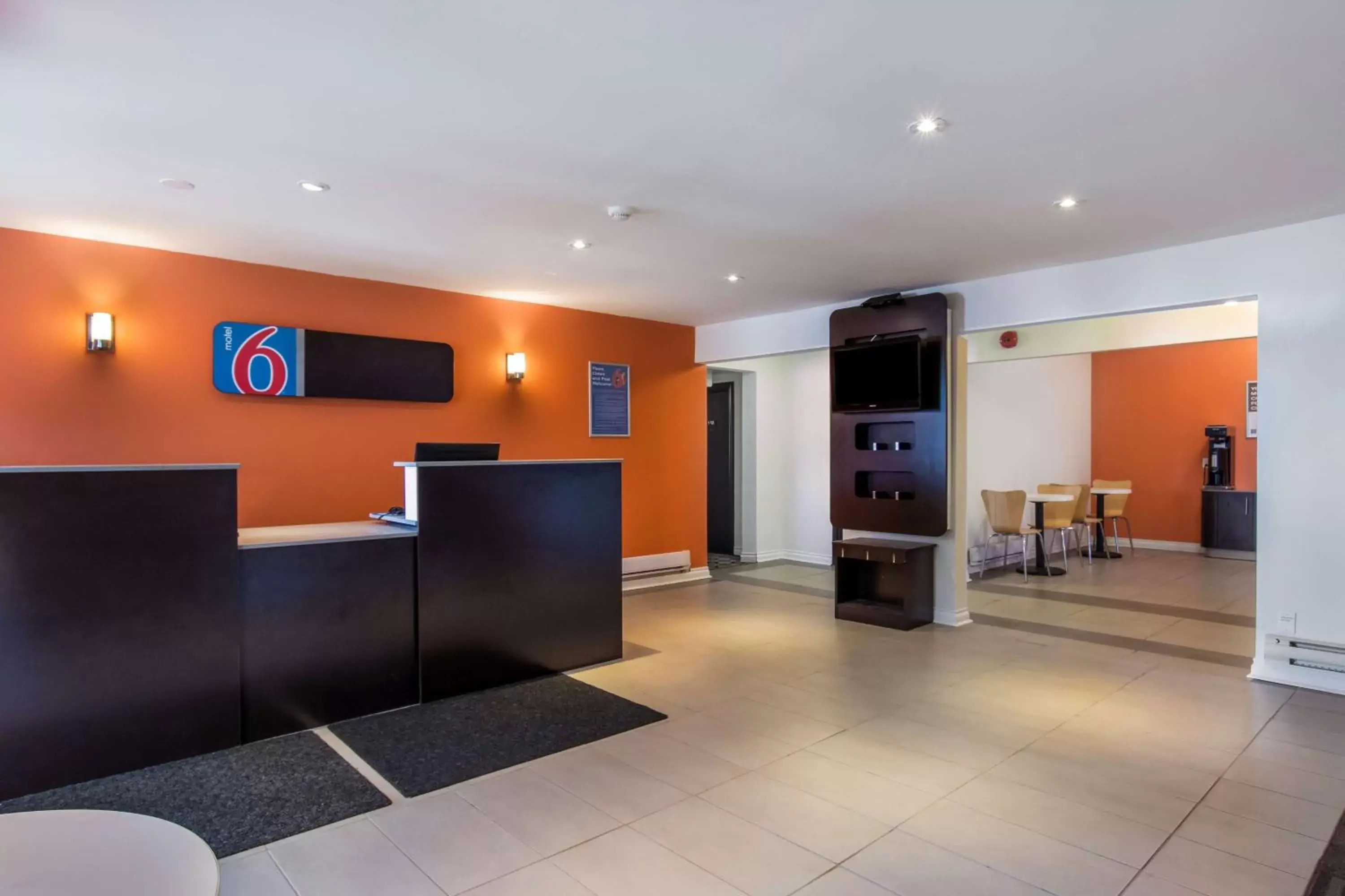 Lobby or reception, Lobby/Reception in Motel 6-Sudbury, ON