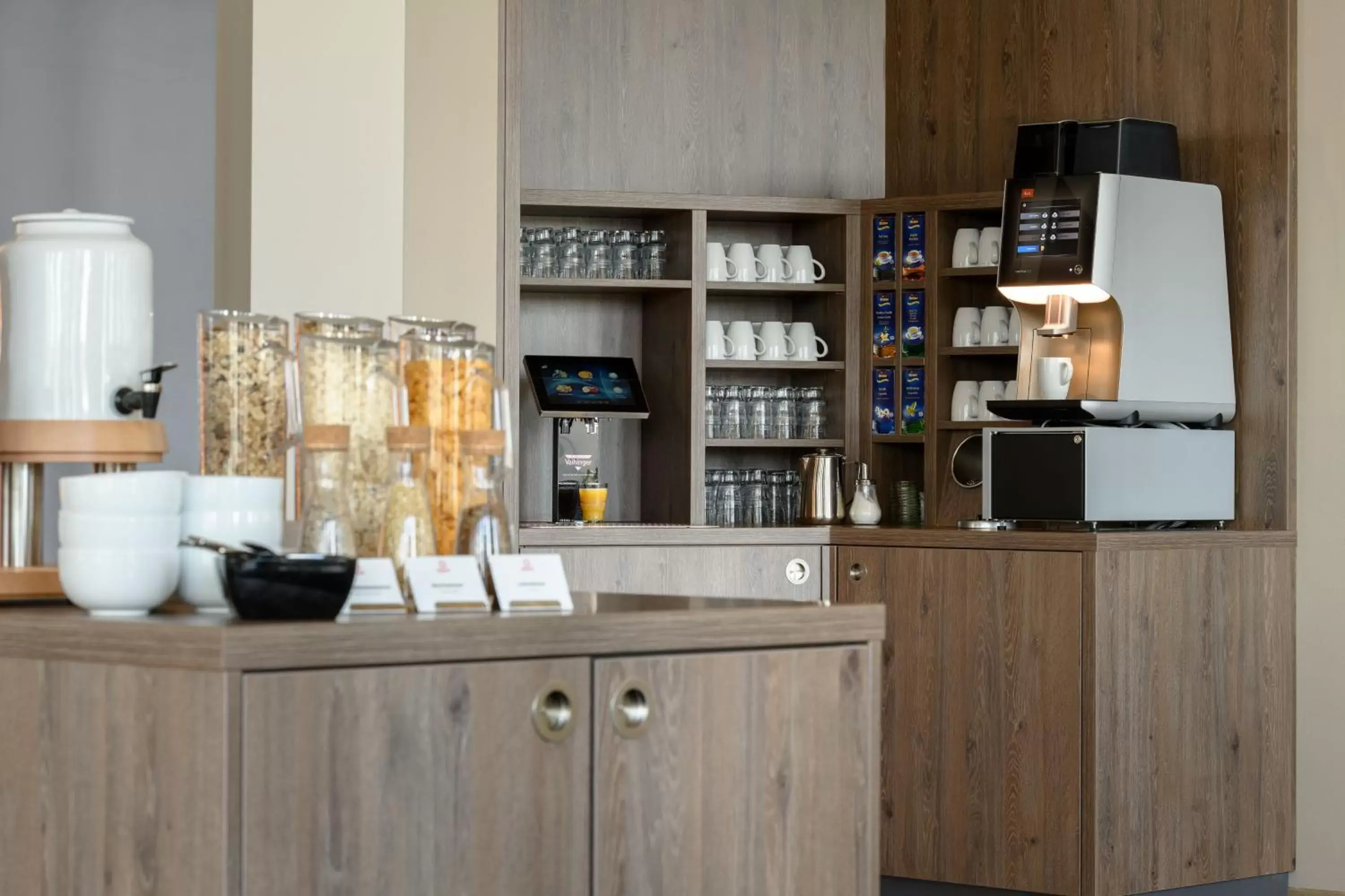 Coffee/tea facilities in Aparthotel Adagio Bremen City