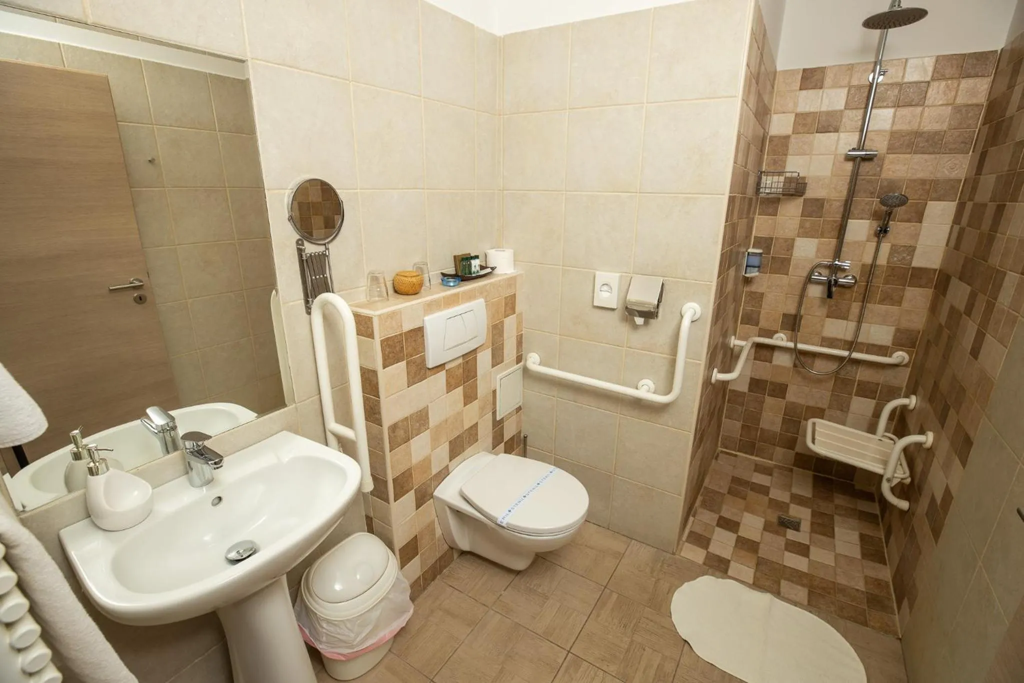 Bathroom in Dóm Hotel