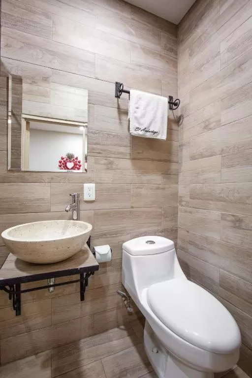 Bathroom in Hotel El Andariego