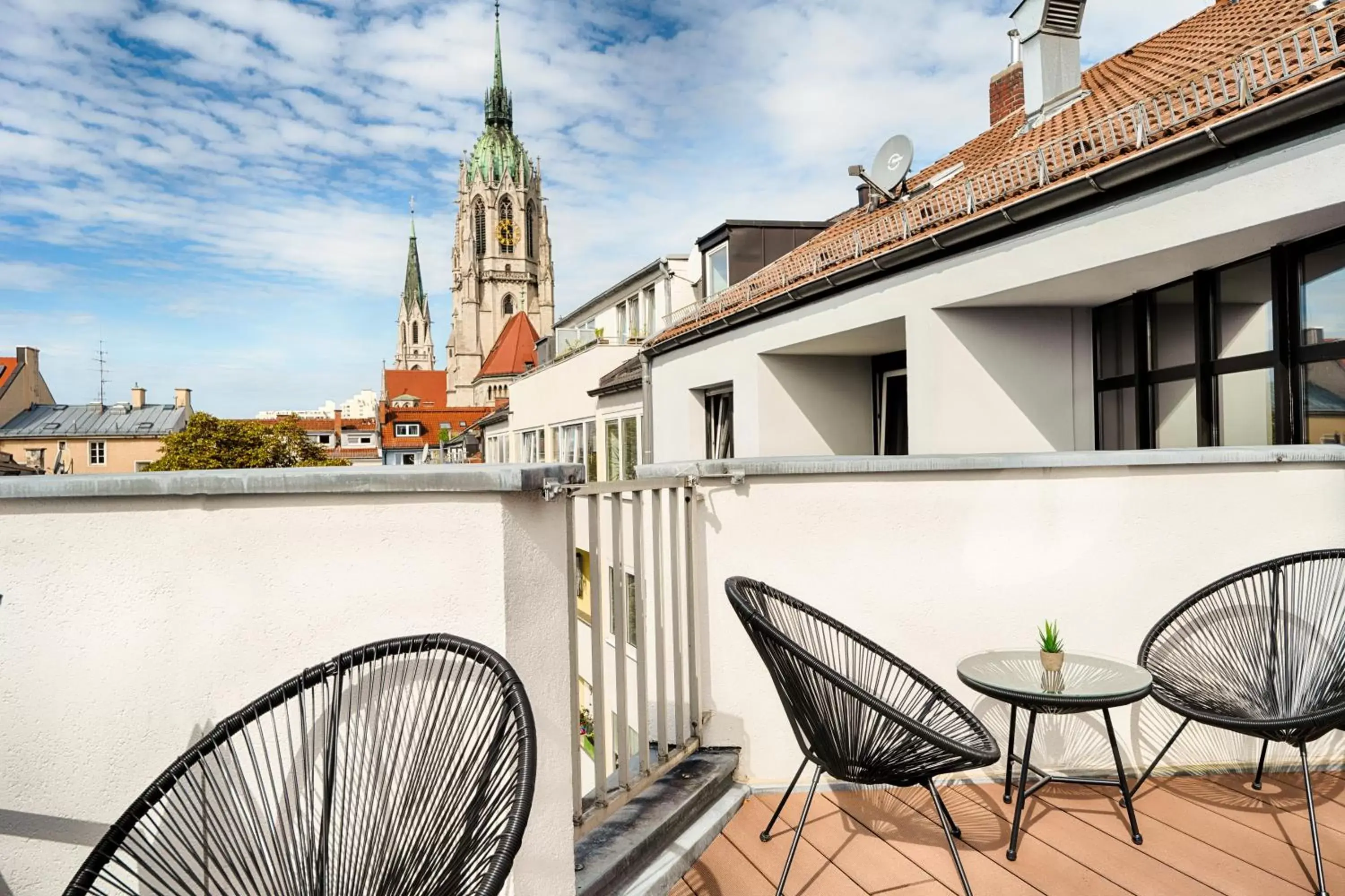 Balcony/Terrace in B&B Hotel München-Hbf