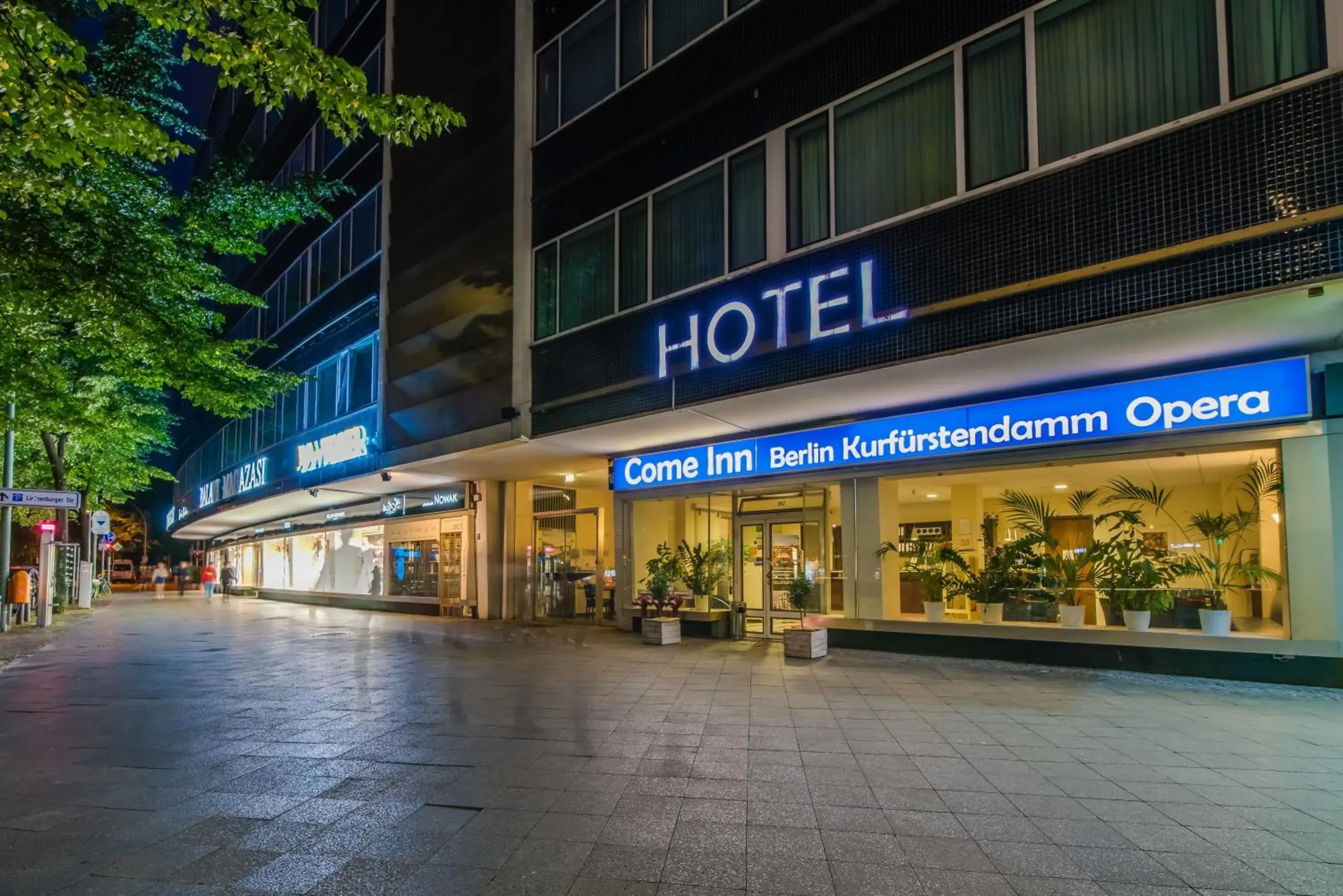 Facade/entrance, Property Building in Come Inn Berlin Kurfürstendamm