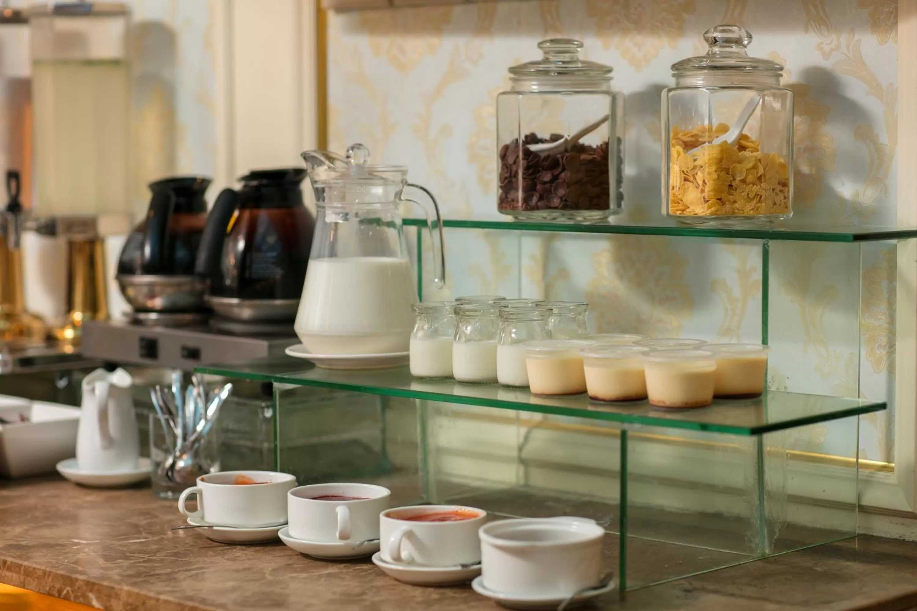 Restaurant/places to eat in Beryl Charm Hotel and Spa