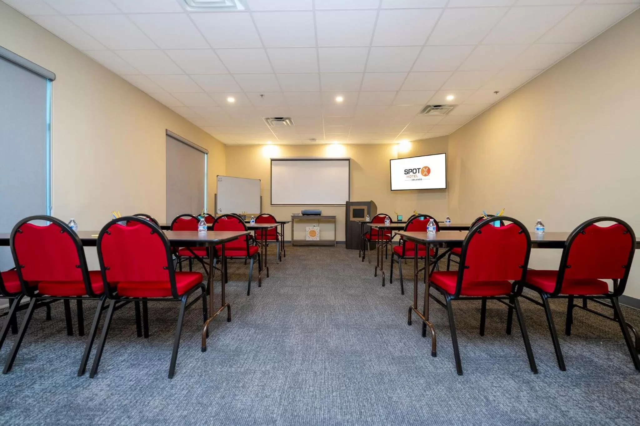 Meeting/conference room in SPOT X Hotel Orlando Intl Dr by The Red Collection