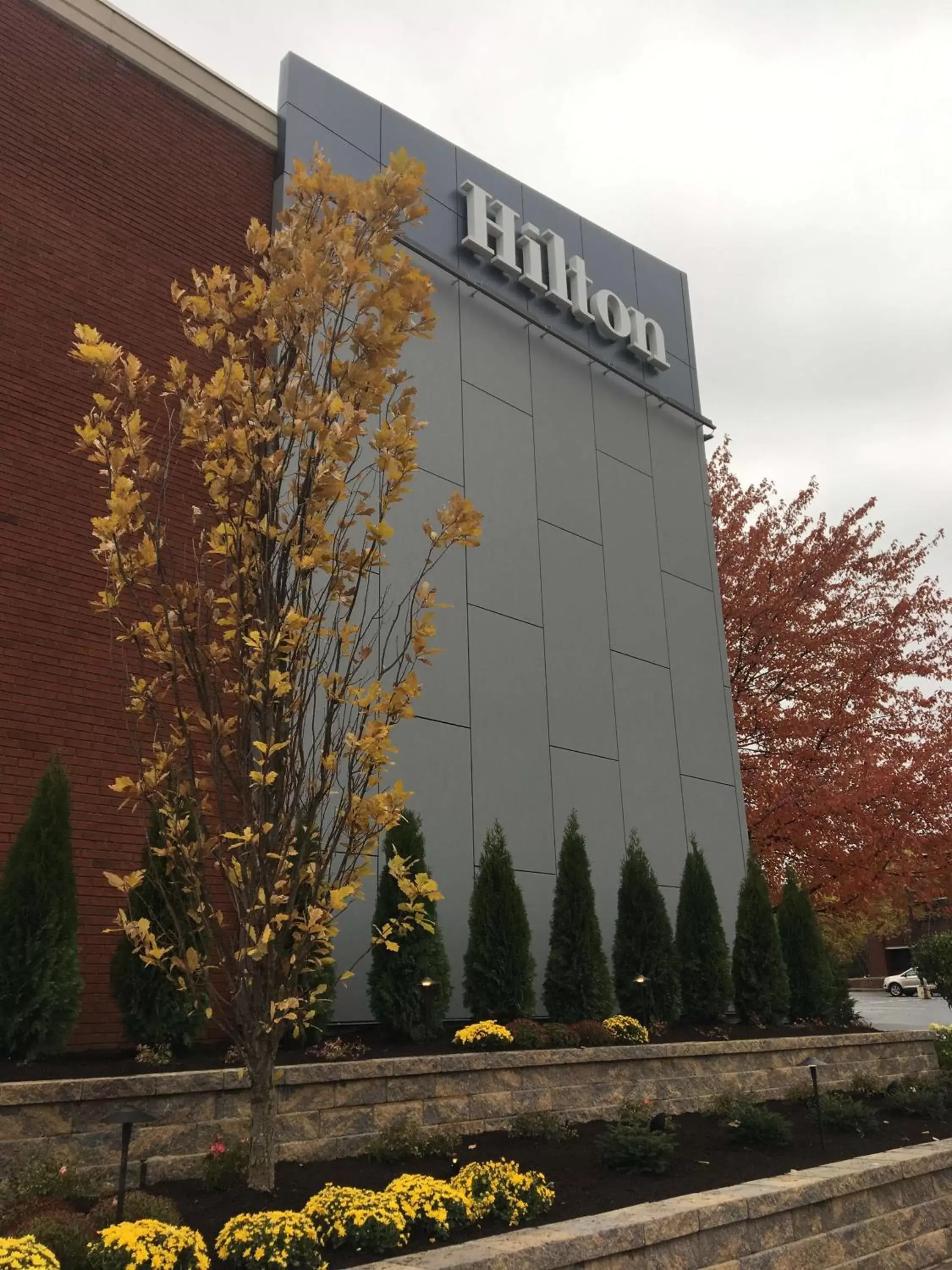 Property Building in Hilton Akron/Fairlawn