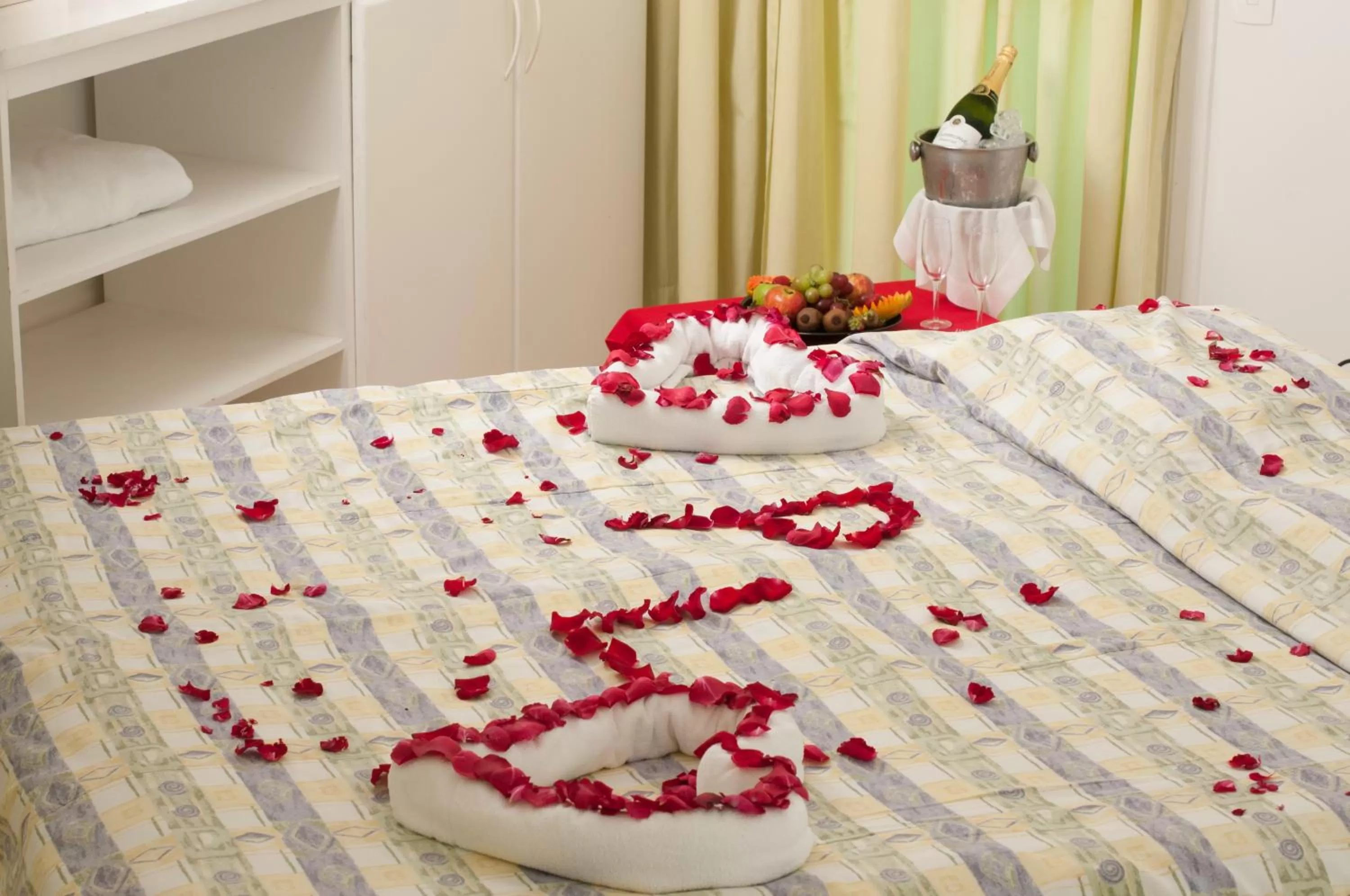 Other, Bed in Hotel Port Louis