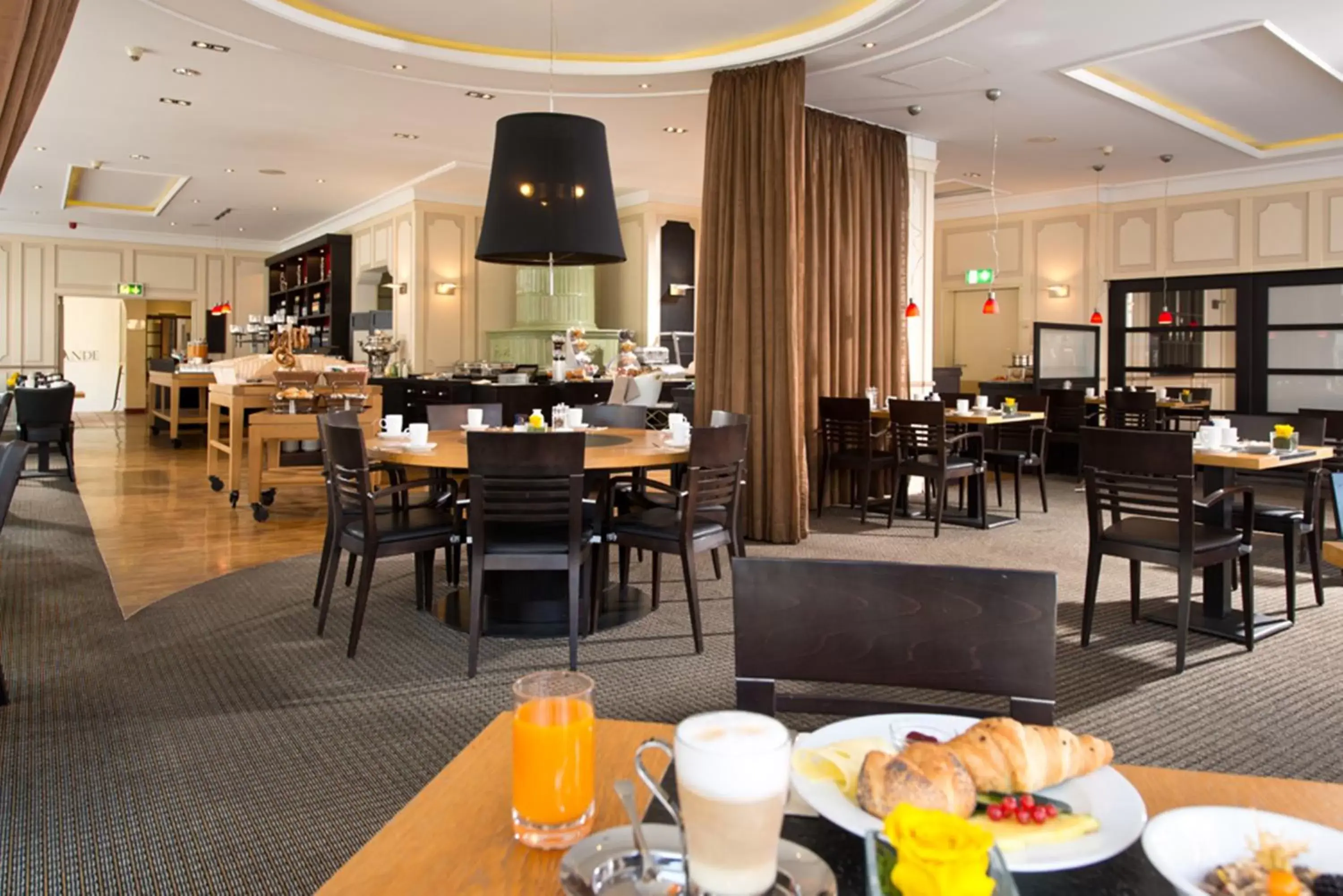Restaurant/Places to Eat in ACHAT Hotel Karlsruhe City