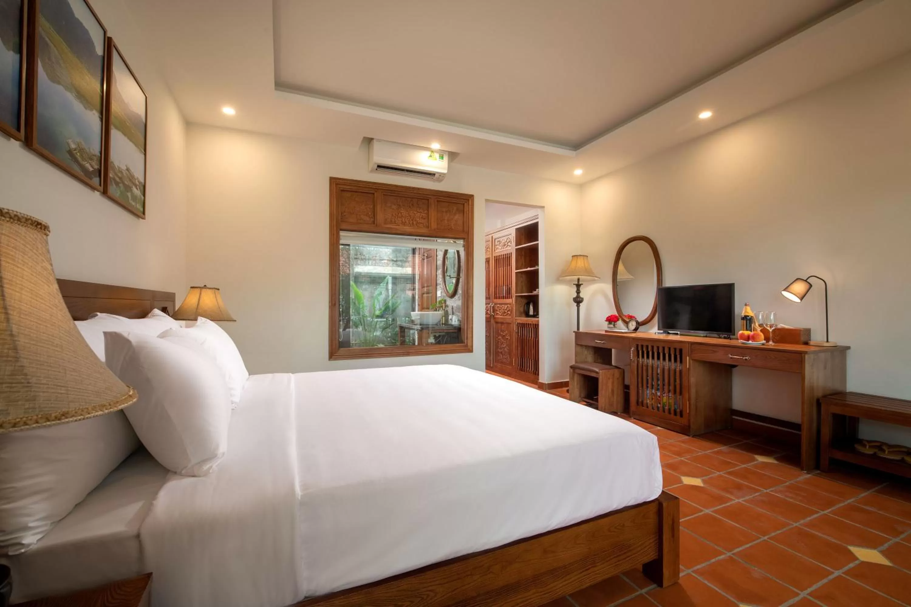 Bed in Bai Dinh Garden Resort & Spa