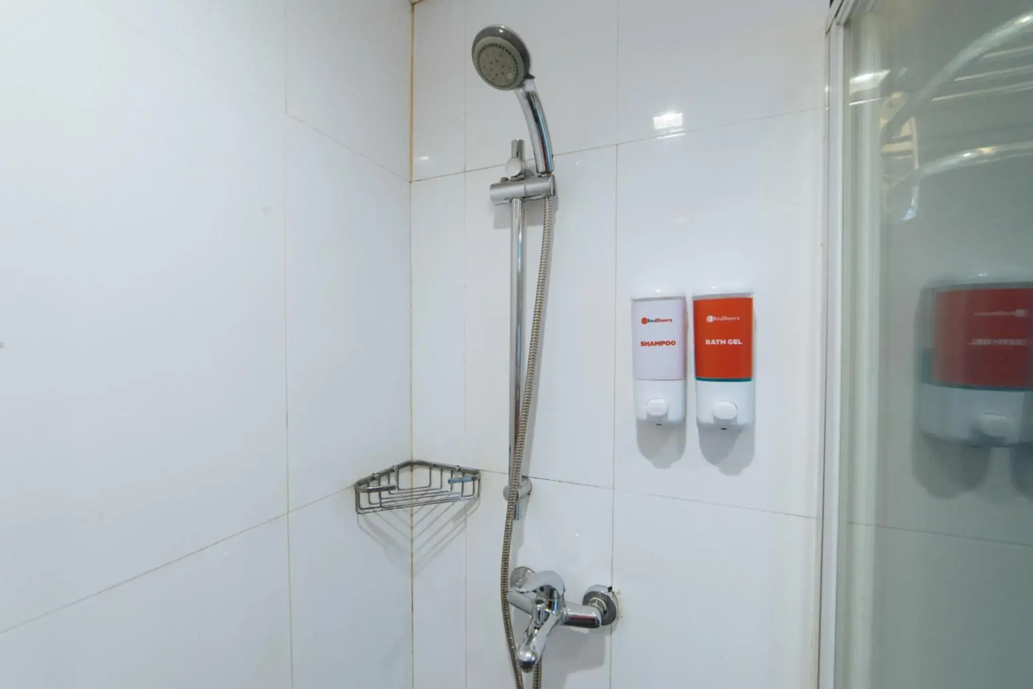 Shower, Bathroom in RedDoorz Plus at One Liberty Hotel Kalayaan Avenue