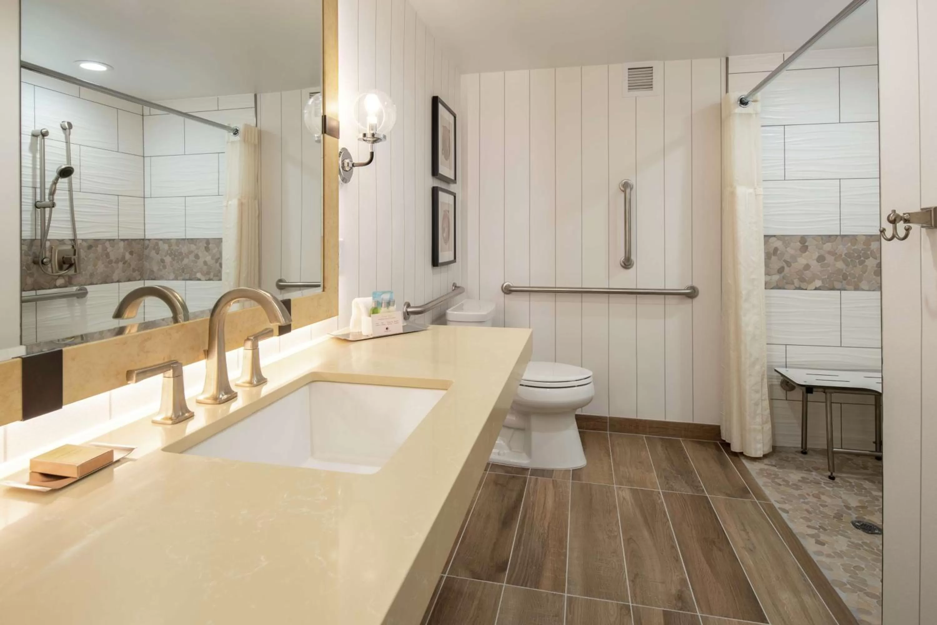 Bathroom in DoubleTree by Hilton Missoula Edgewater