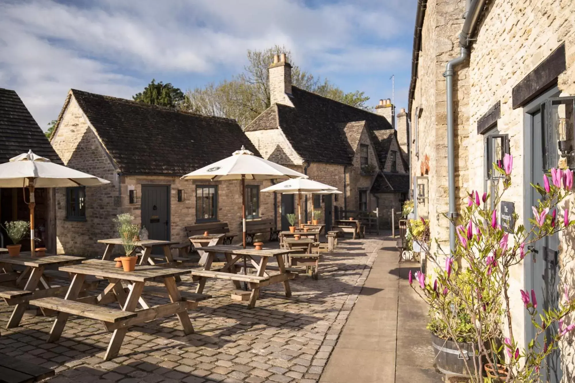 Garden in The Royal Oak Tetbury