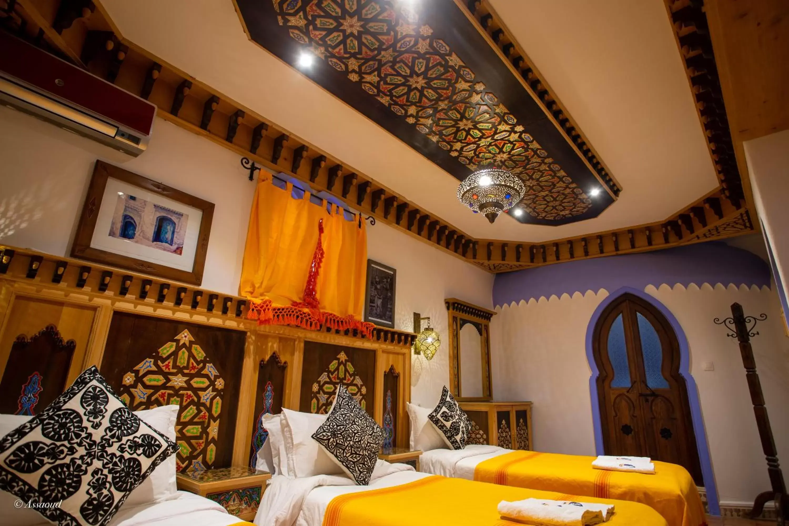 Bed in Hotel Dar Mounir