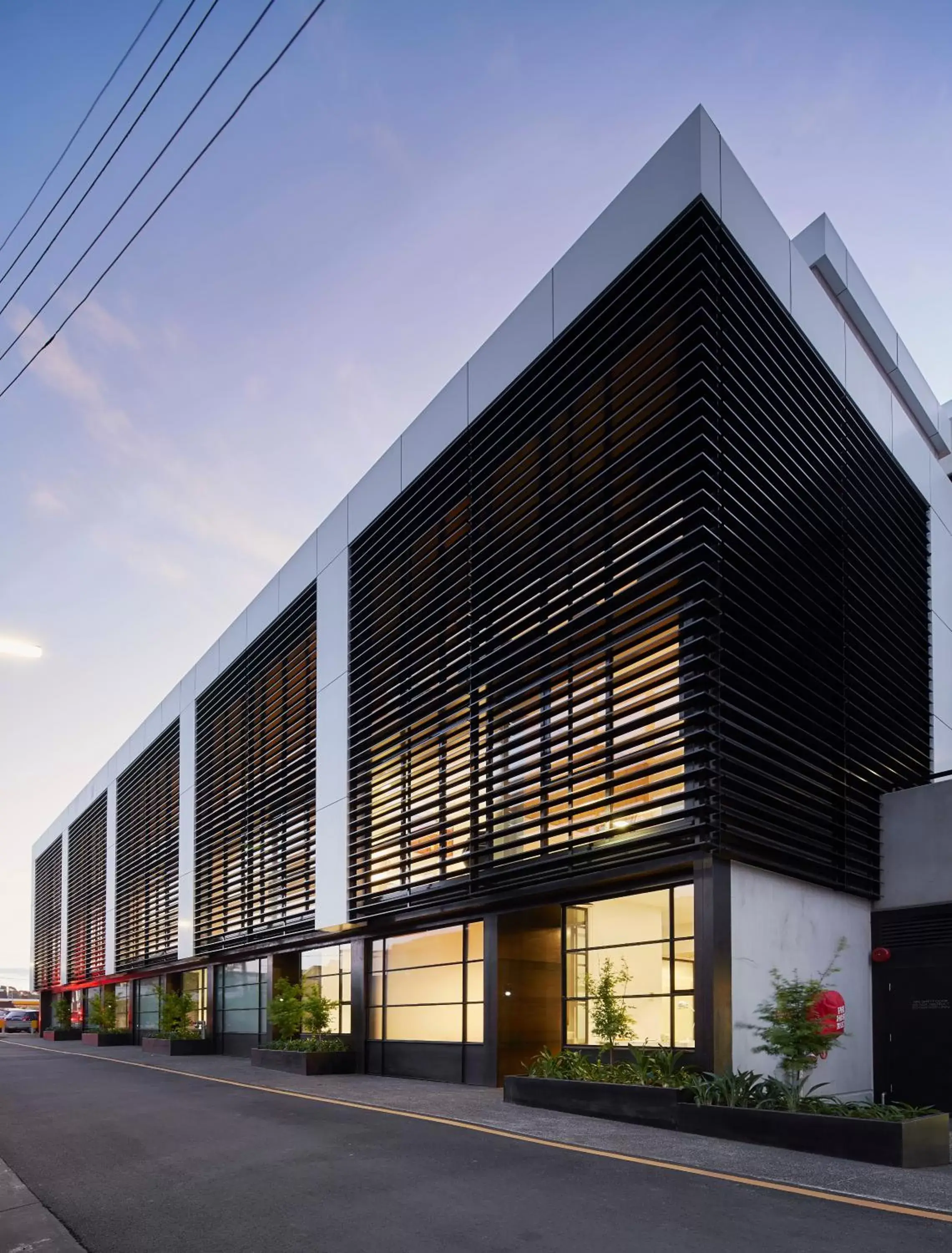 Property building, Facade/Entrance in 381 Cremorne