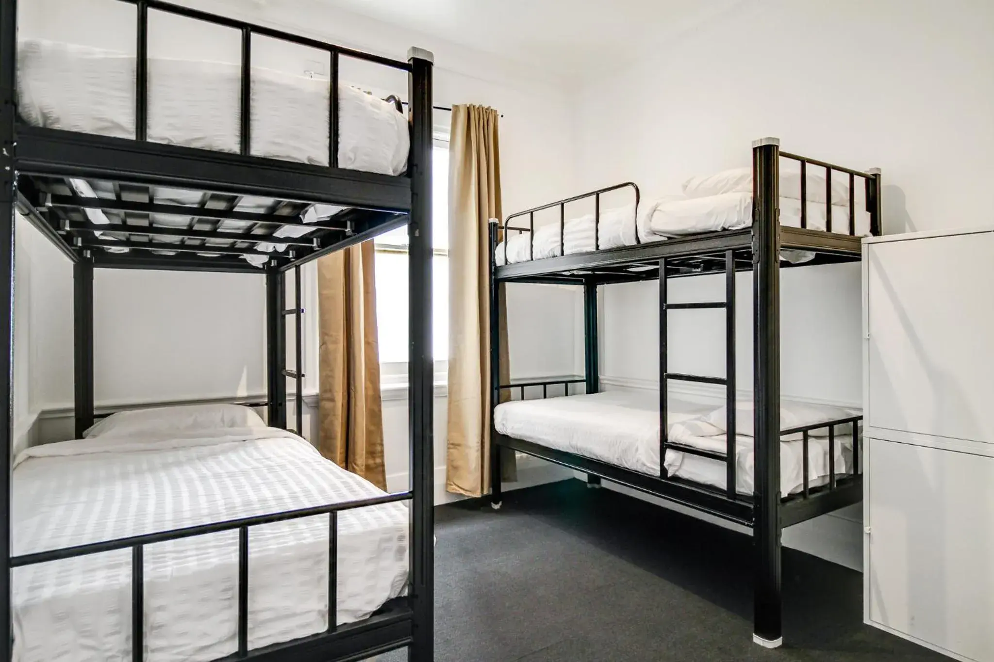 Bed, Bunk Bed in Darling Harbour Boutique Hotel