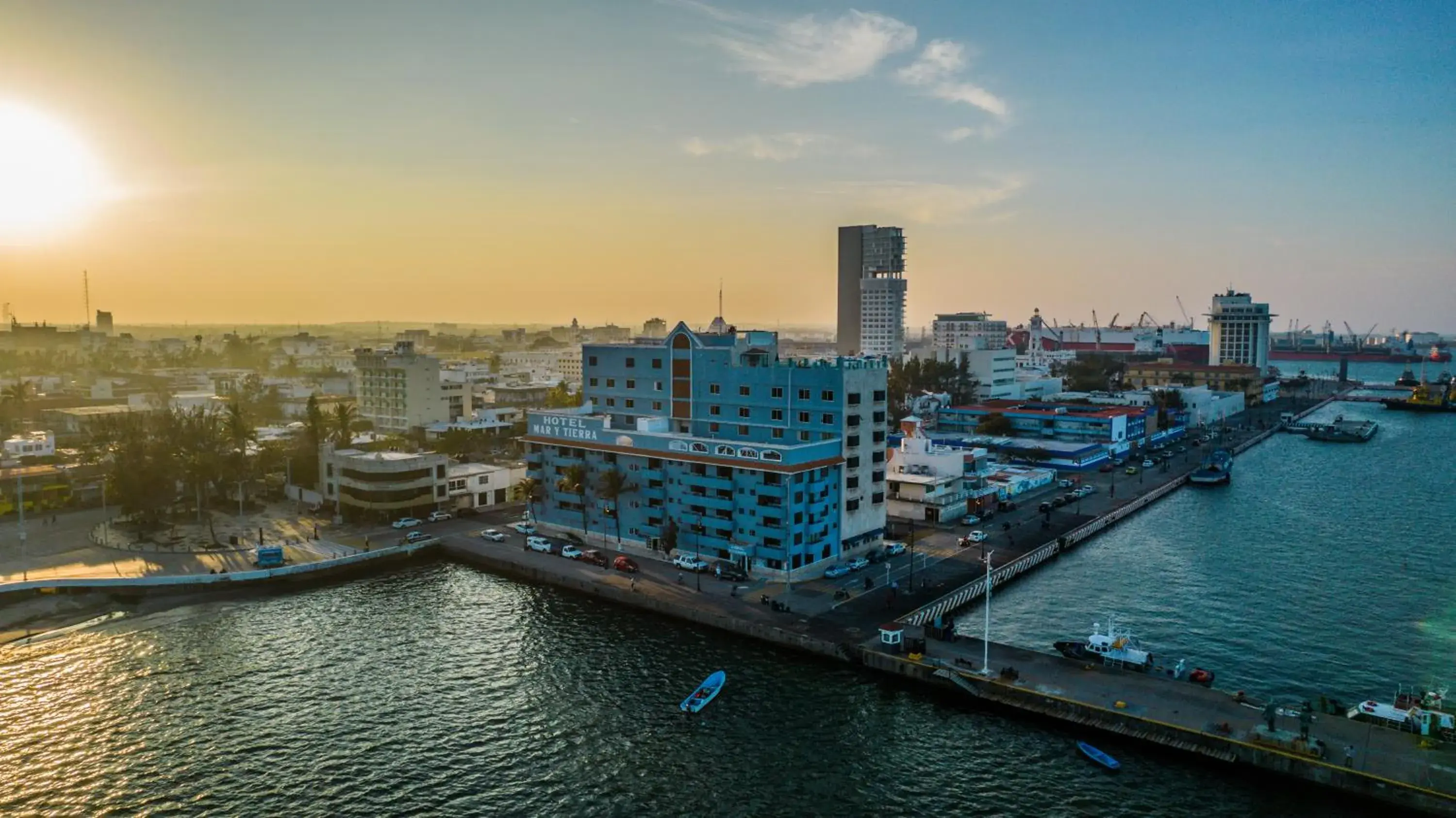 Property building, Sunrise/Sunset in Hotel Mar y Tierra