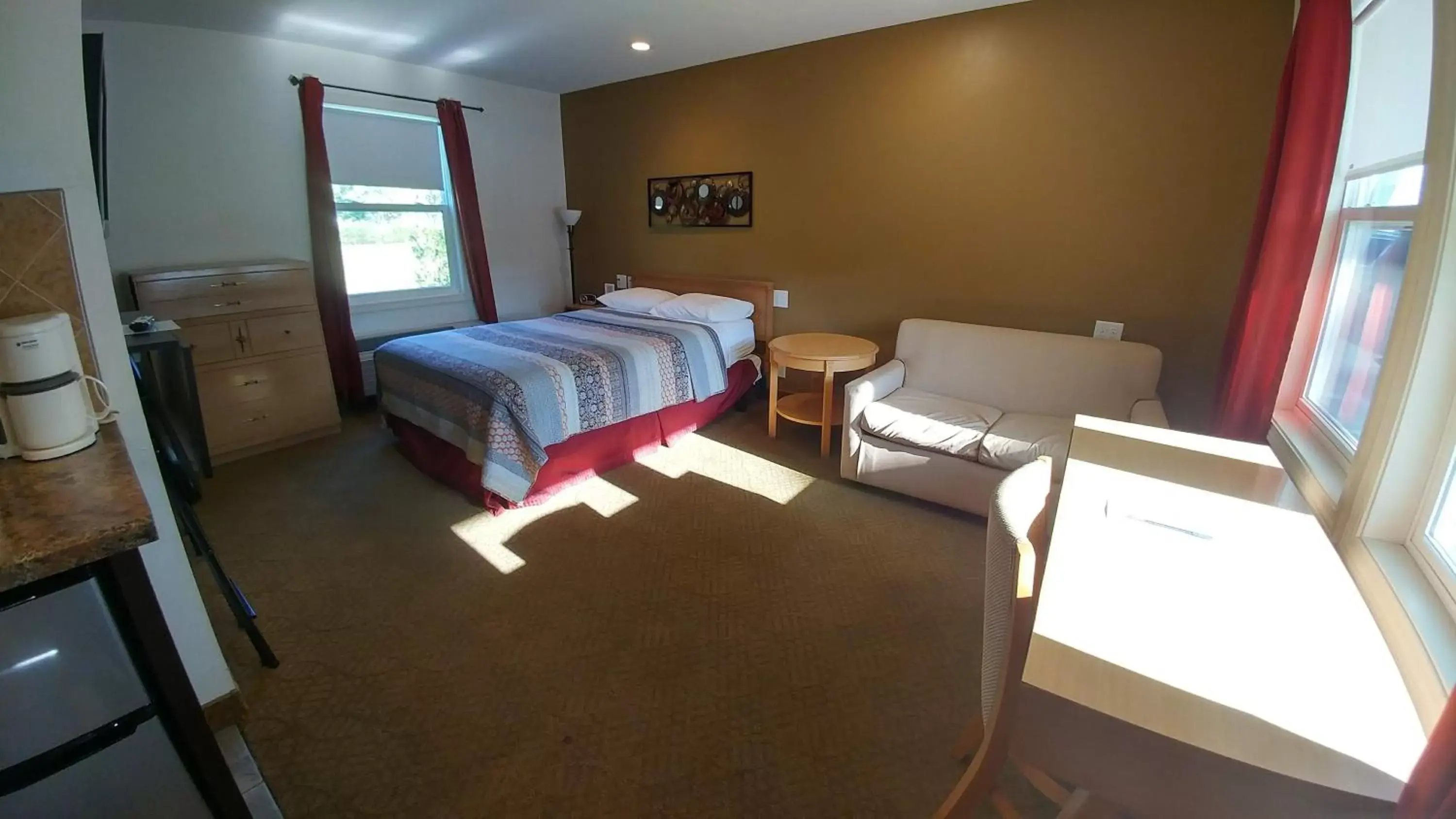 Bedroom, Bed in Motel 57