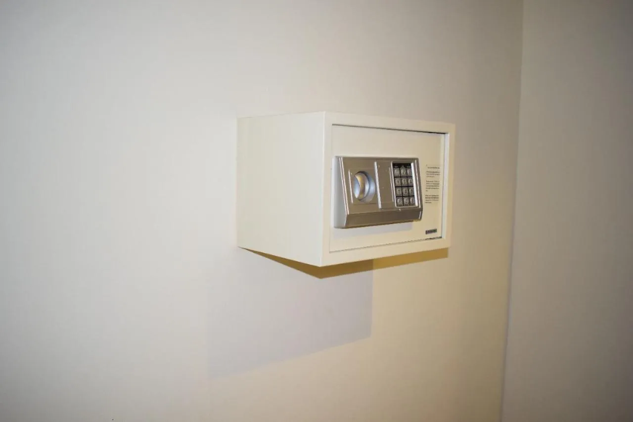 safe in Palm Beach Hotel