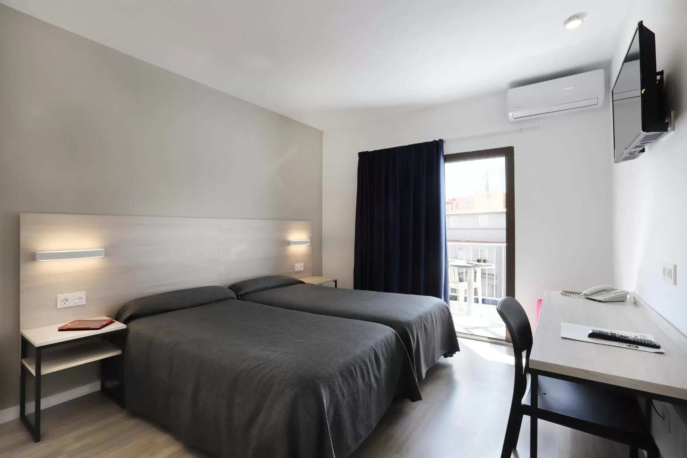 Photo of the whole room, Bed in Hotel Brasil