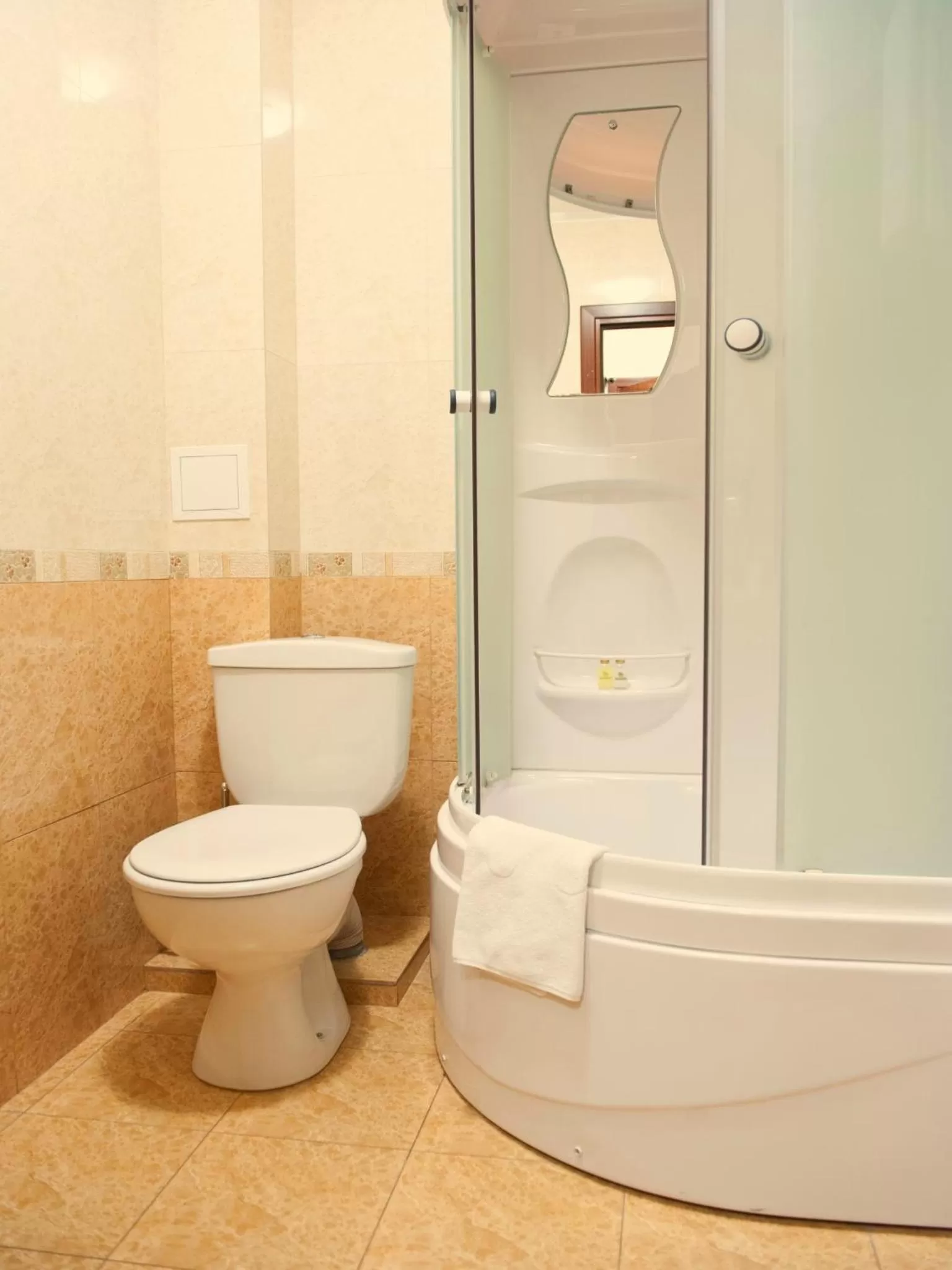 Toilet in Manhattan Hotel & Restaurant