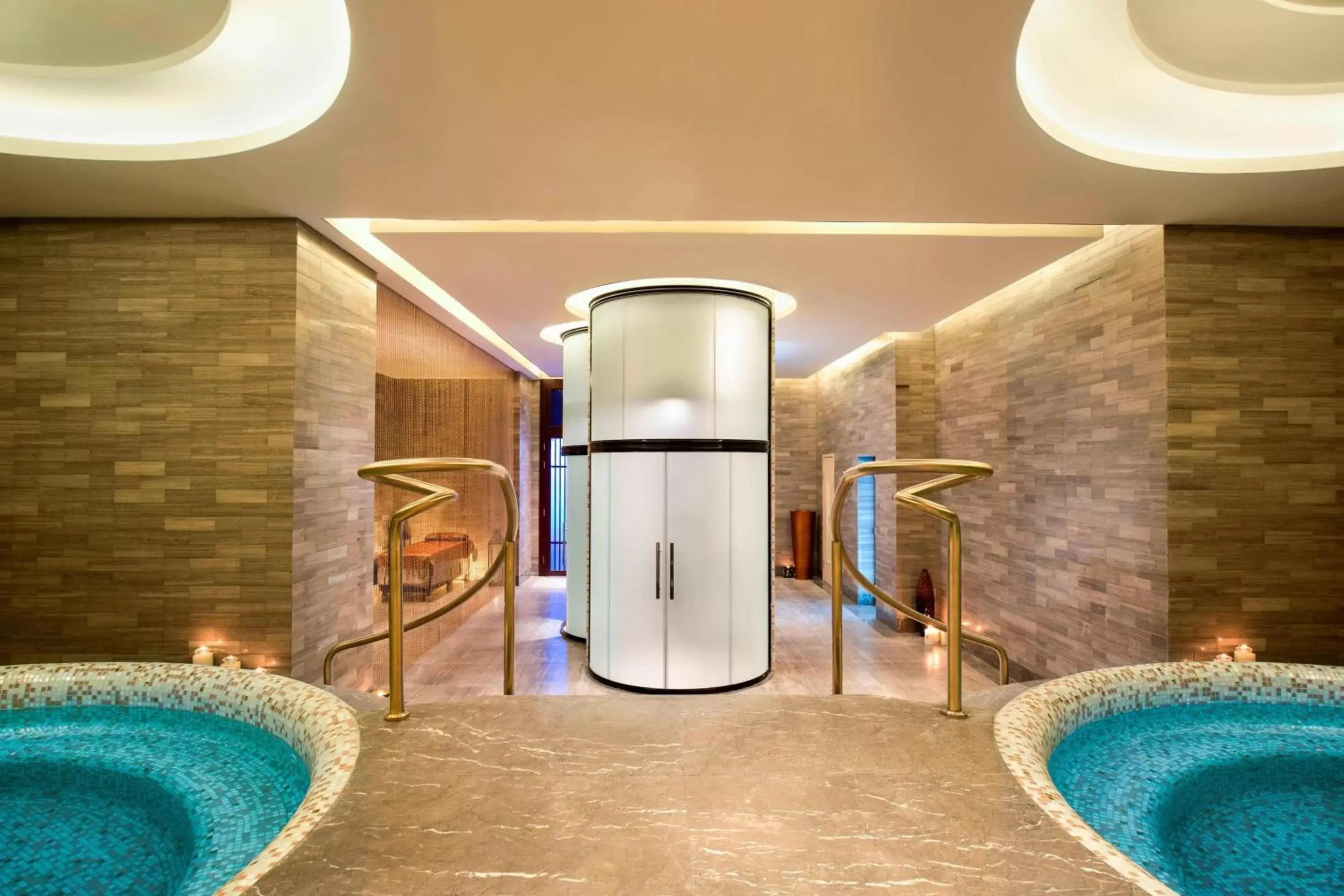 Spa and wellness centre/facilities, Bathroom in Le Meridien Qingdao