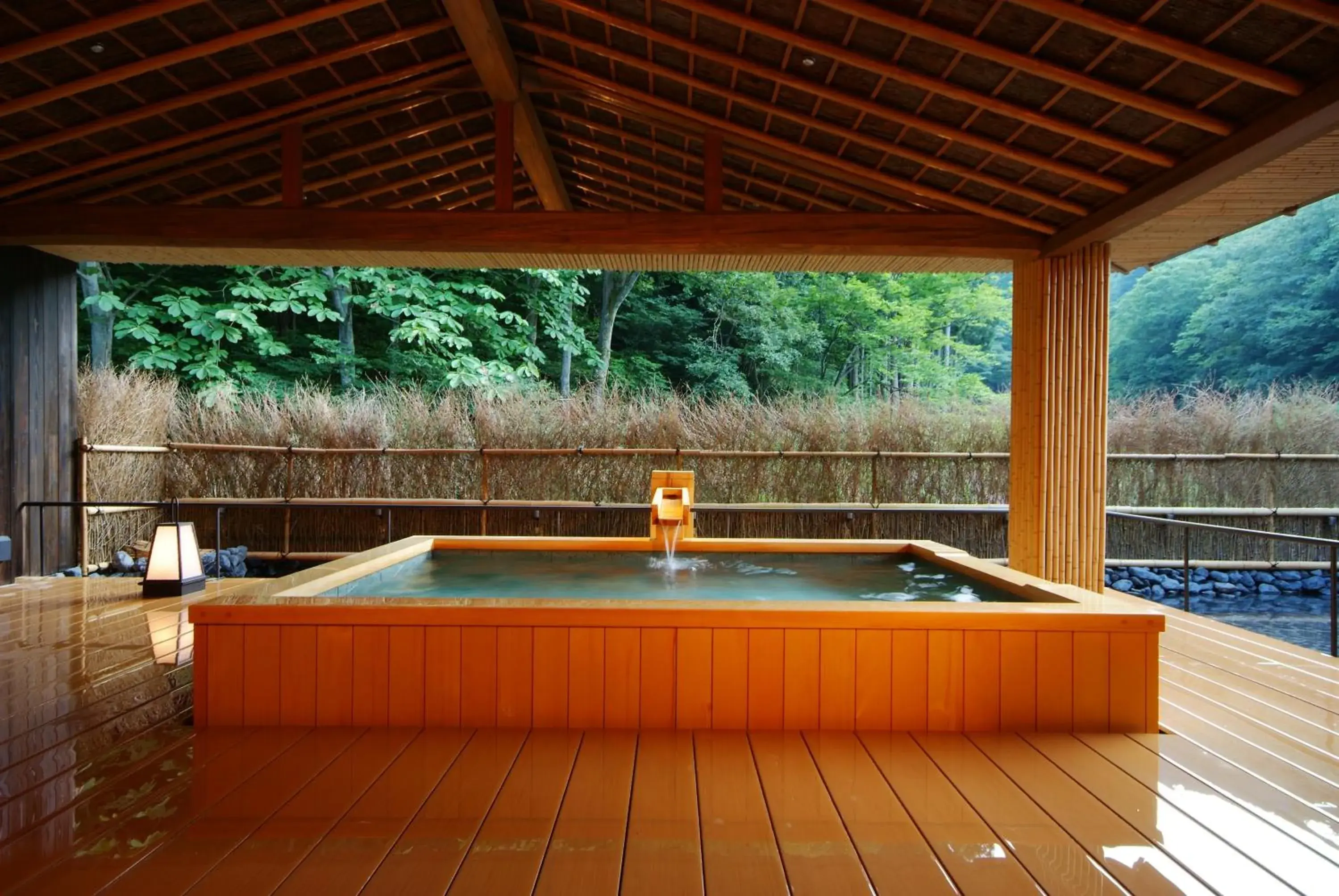 Hot Spring Bath, Swimming Pool in Kinosaki Onsen Nishimuraya Hotel Shogetsutei