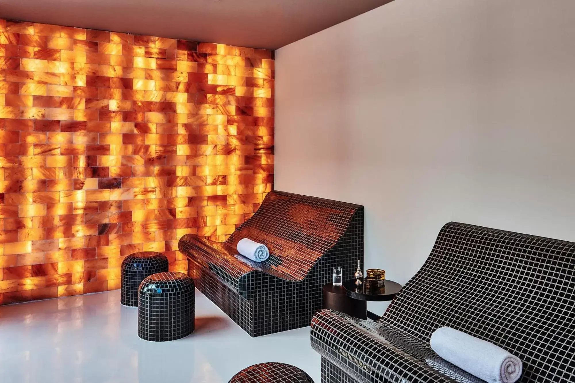 Spa and wellness centre/facilities, Seating Area in 25hours Hotel Dubai One Central