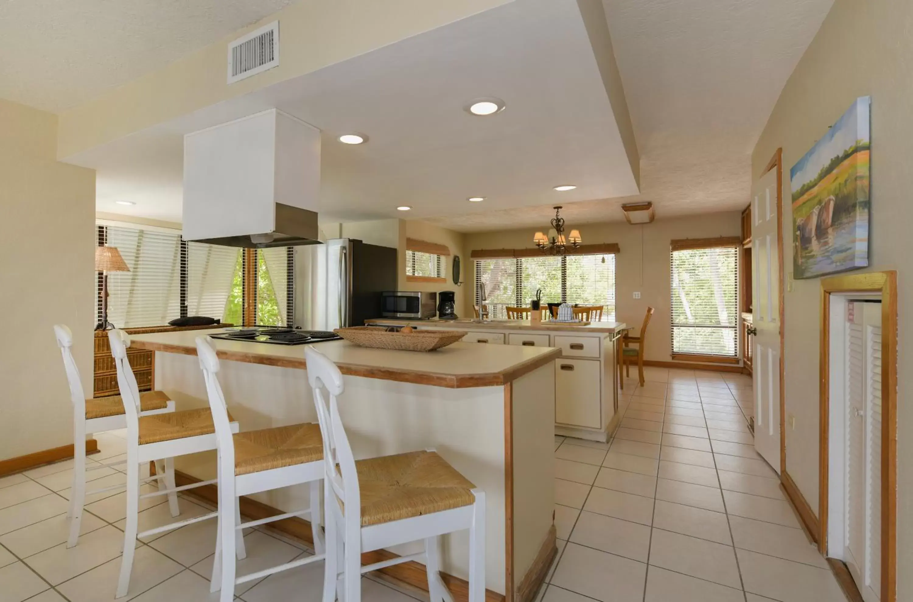 Kitchen or kitchenette, Kitchen/Kitchenette in Pines & Palms Resort