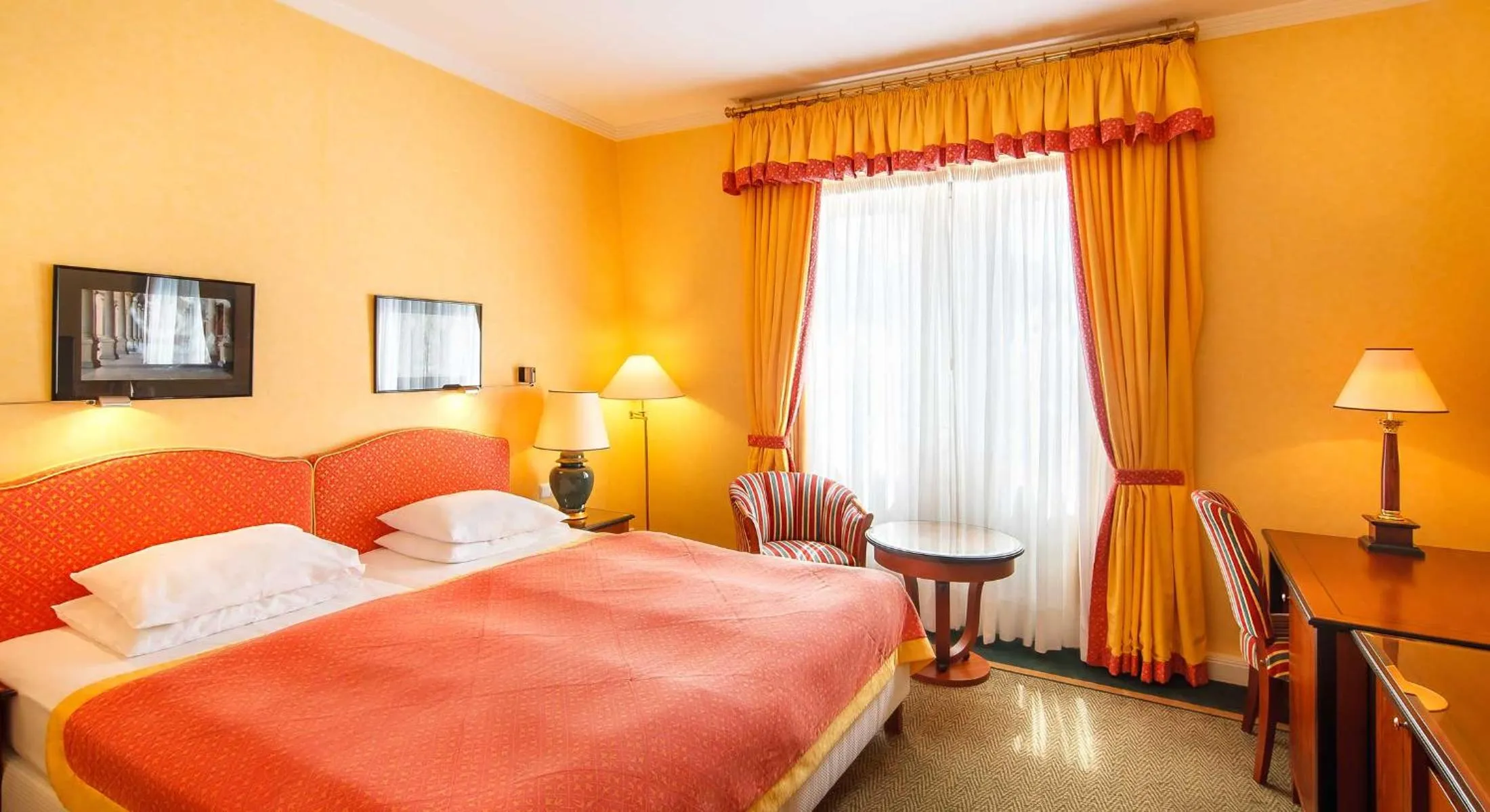 Seating area, Bed in Dvorak Spa & Wellness