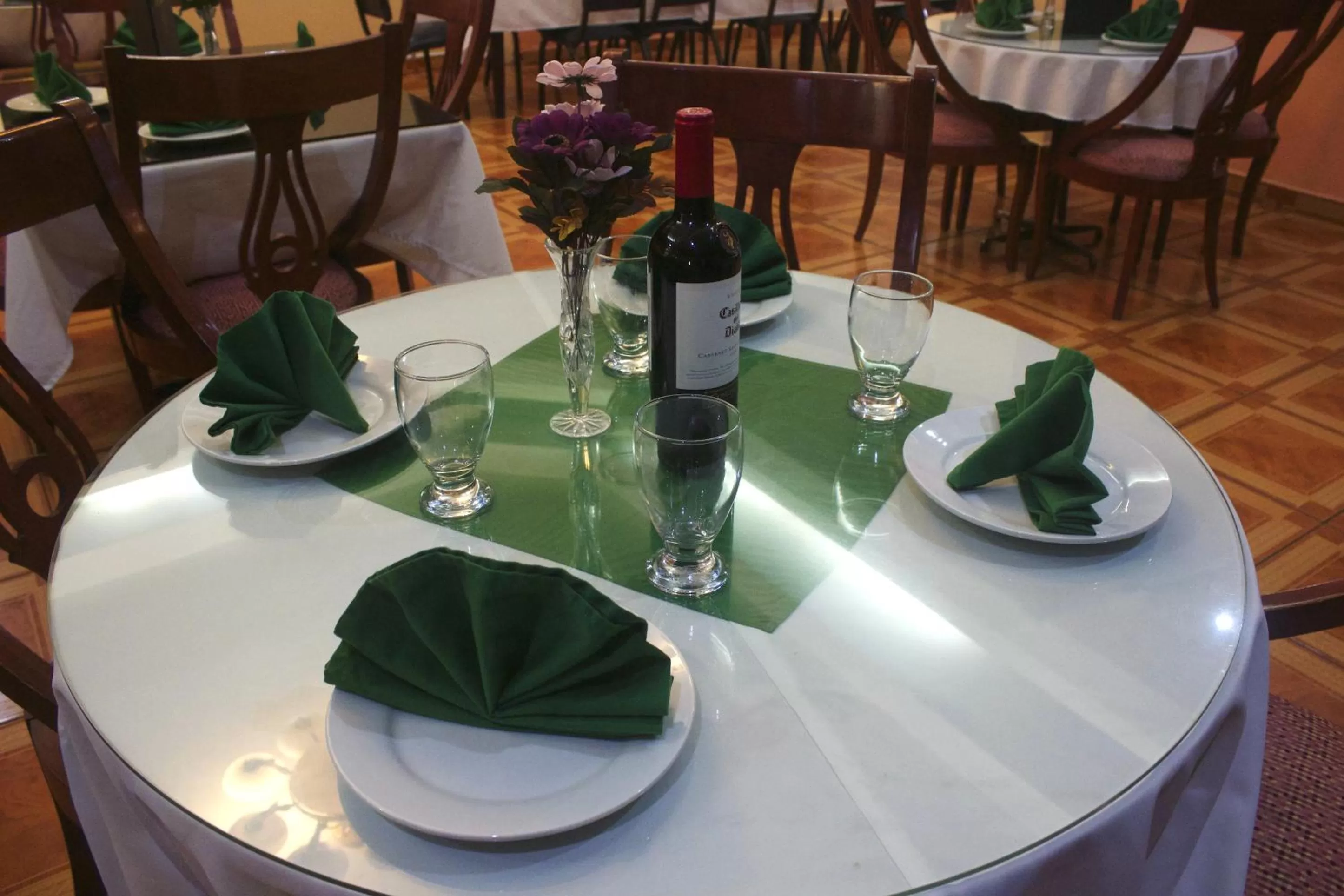 Restaurant/places to eat in Hotel Caribe Panamá